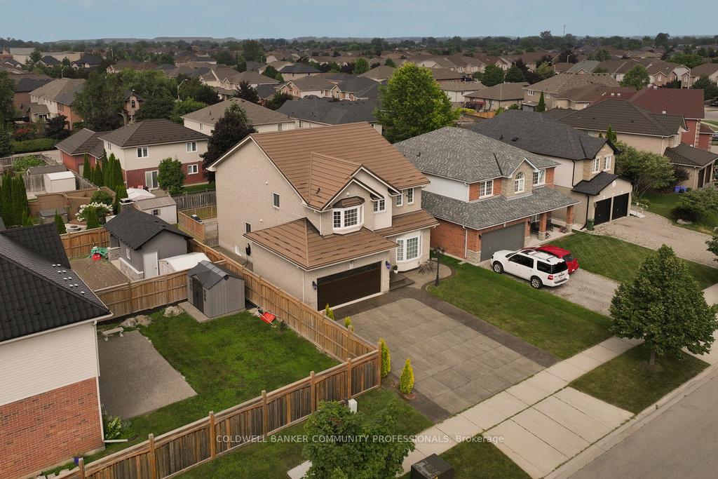 Photo 26 of 229 Gatestone Drive, Hamilton, Stoney Creek Mountain — HOMEH