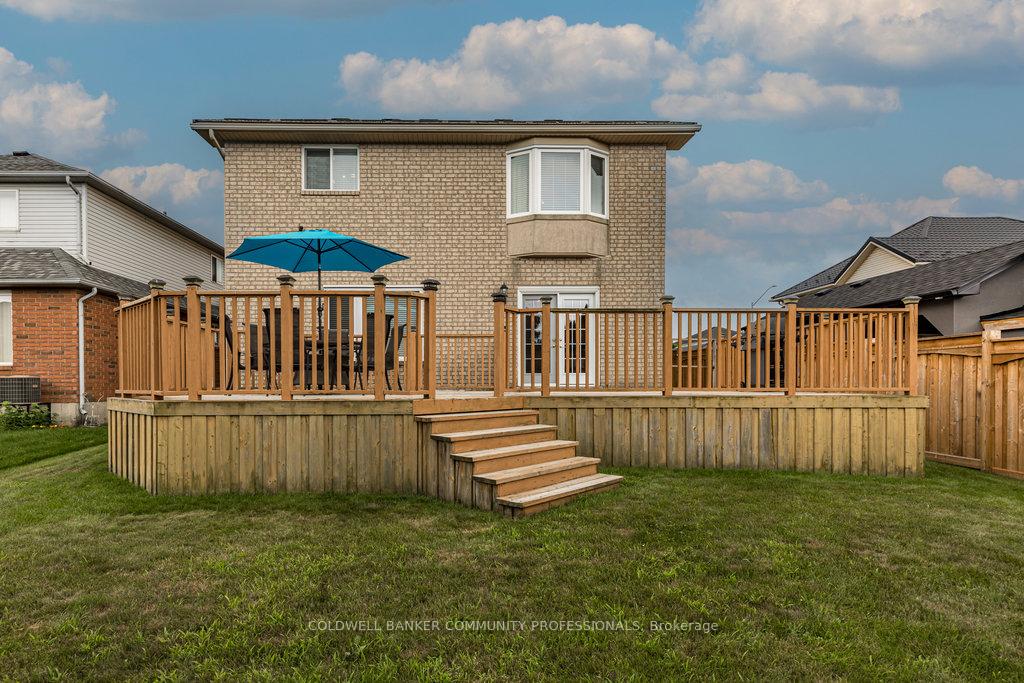 Photo 31 of 229 Gatestone Drive, Hamilton, Stoney Creek Mountain — HOMEH
