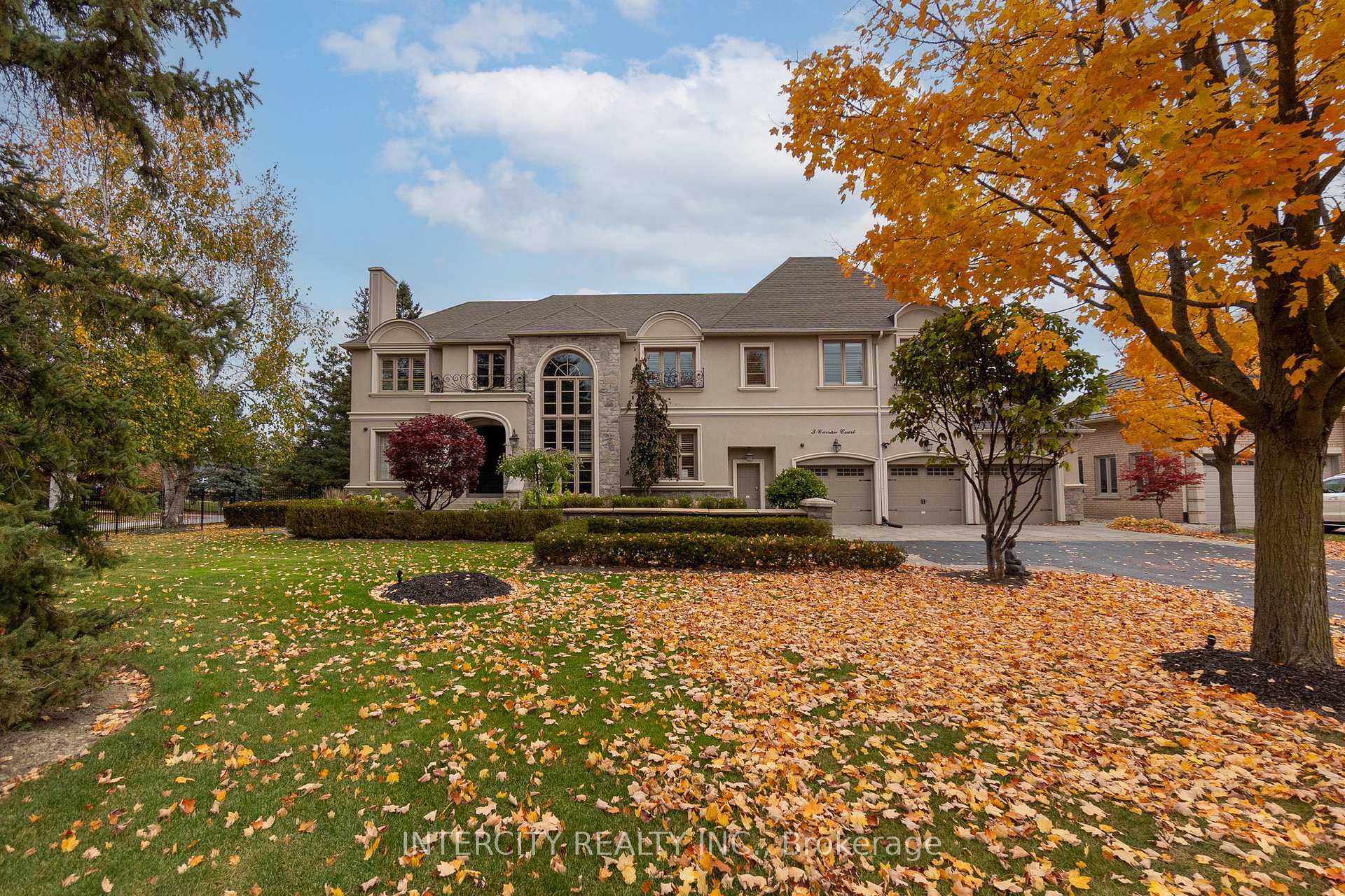 Front of 3 Curran Court