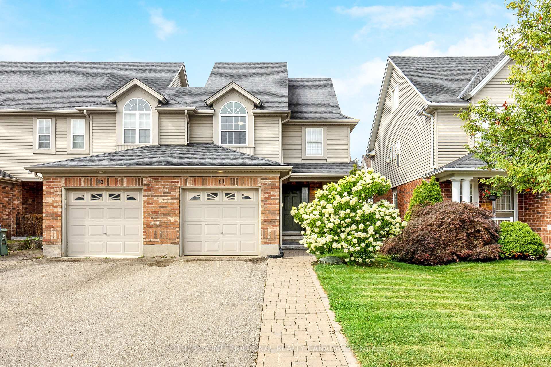 Photo 1 of 61 Darling Crescent, Guelph, Pineridge/Westminster Woods — HOMEH