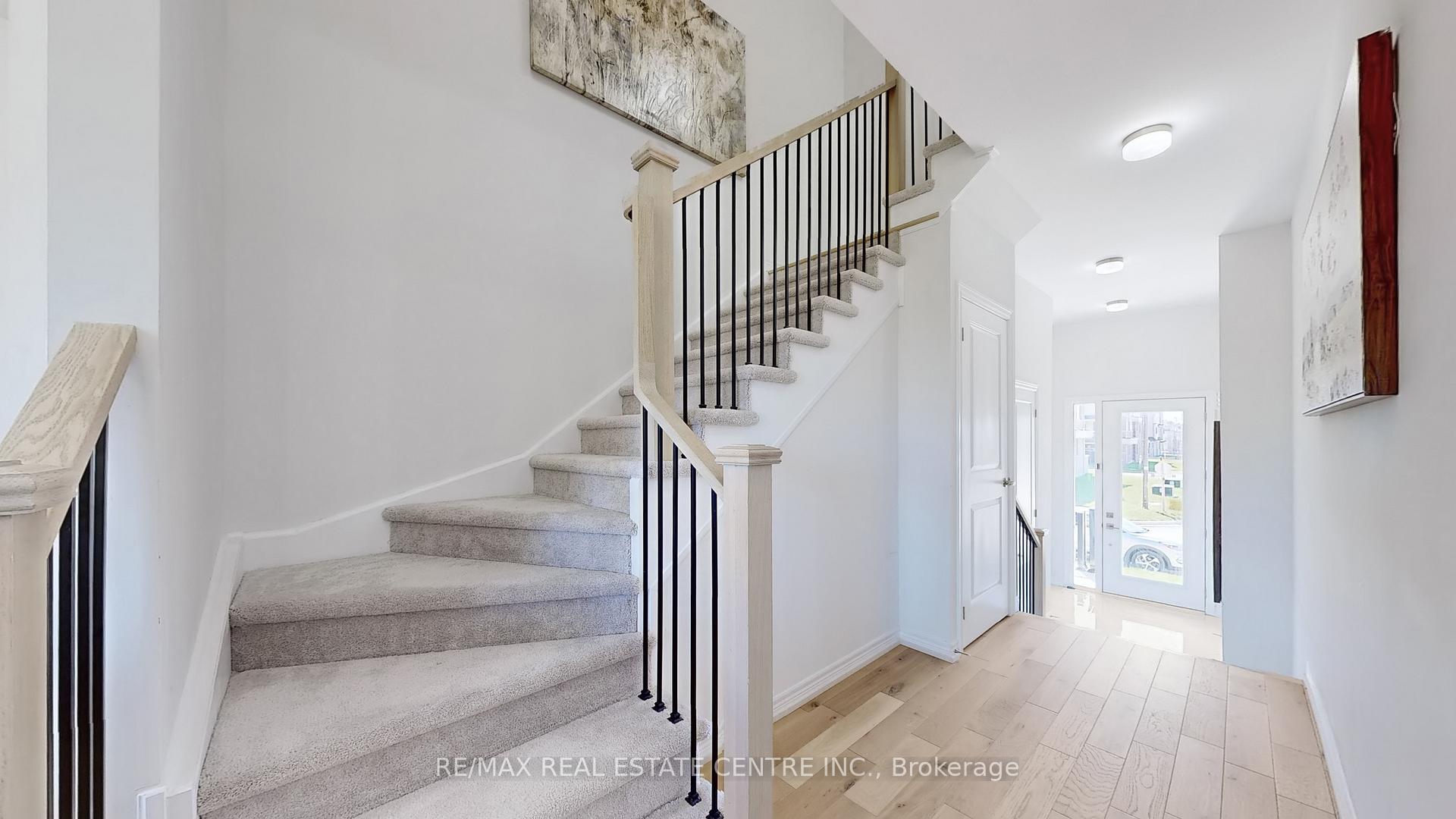 Photo 11 of 1058 Lockie Drive W, Oshawa, Kedron — HOMEH
