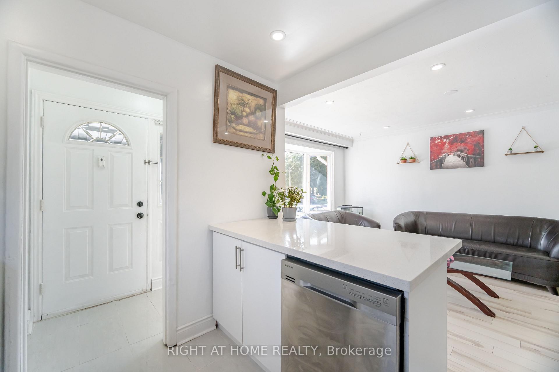 Photo 17 of 78 Sanford Crescent, Brampton, Northwood Park — HOMEH
