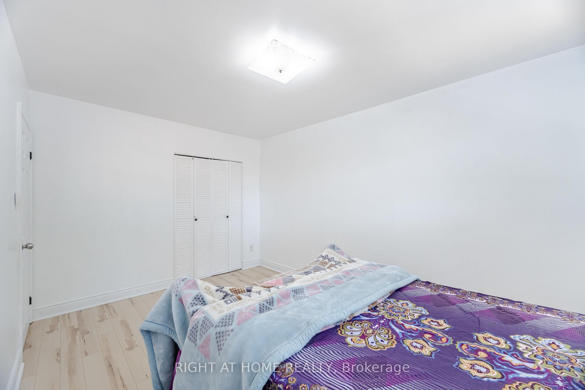 Photo 14 of 78 Sanford Crescent, Brampton, Northwood Park — HOMEH