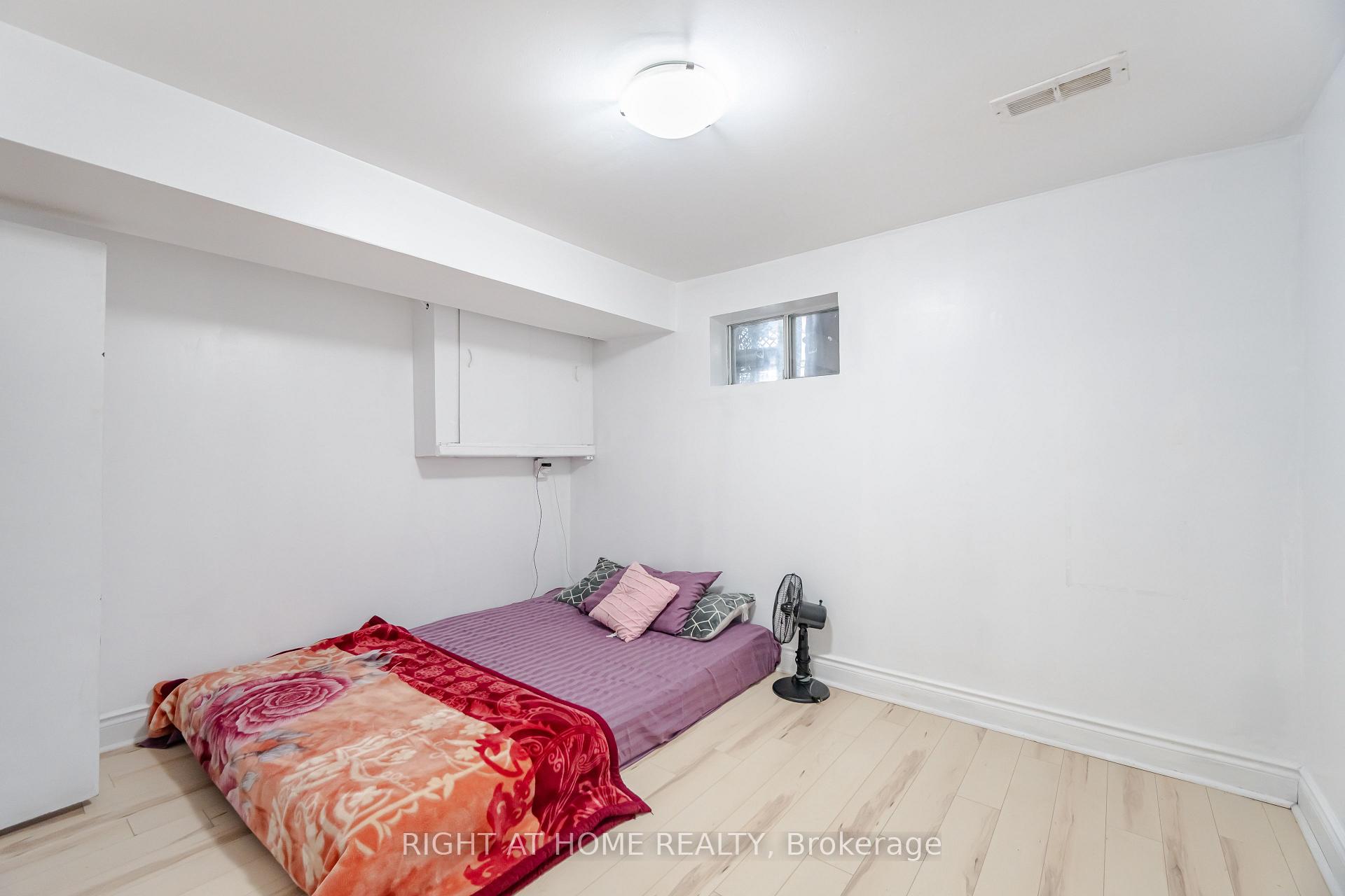 Photo 29 of 78 Sanford Crescent, Brampton, Northwood Park — HOMEH