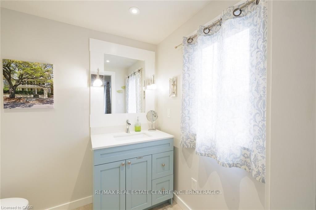 Photo 27 of 41 Wallace Drive, Barrie, Northwest — HOMEH