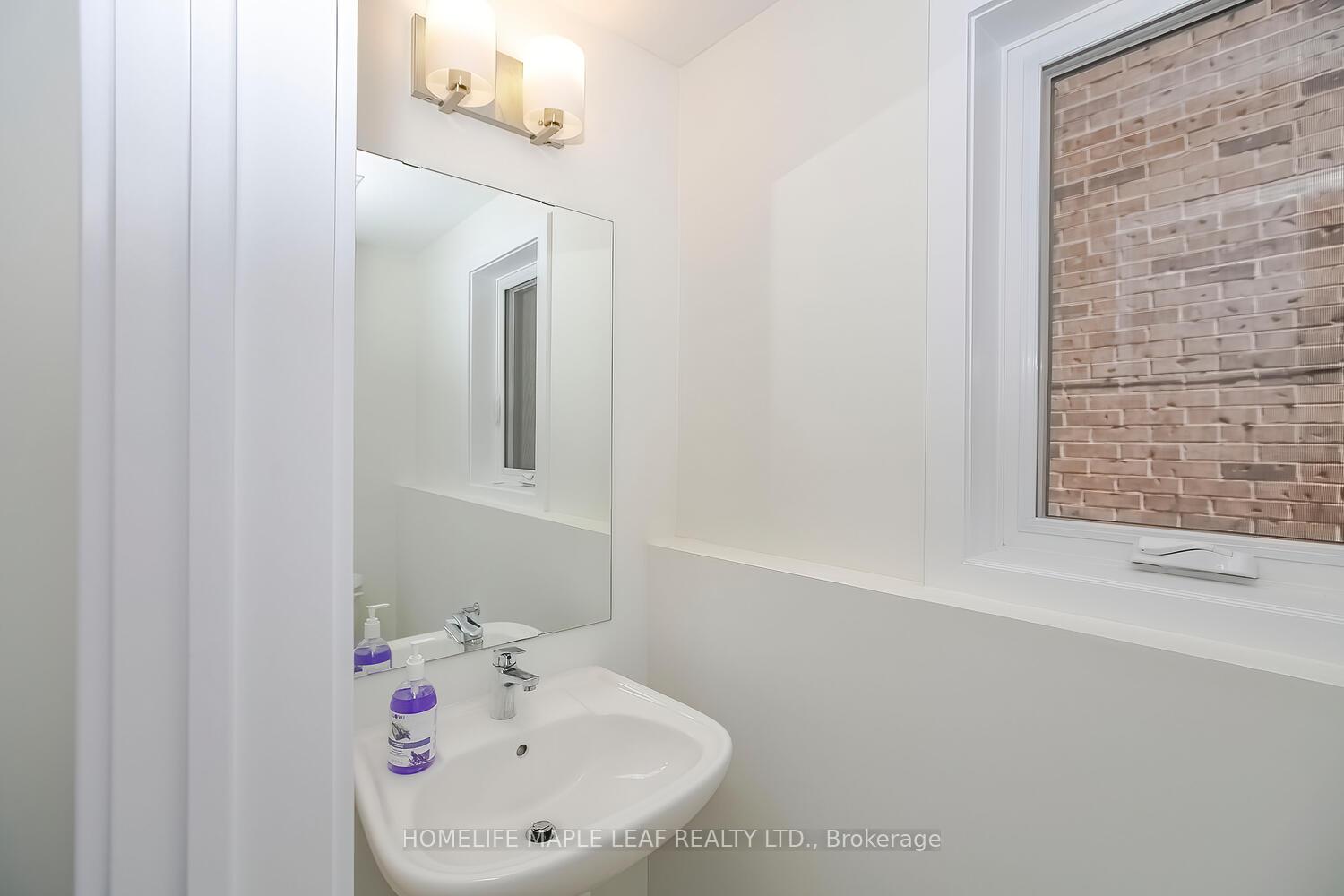 Photo 20 of 1046 Thompson Drive, Oshawa, Kedron — HOMEH