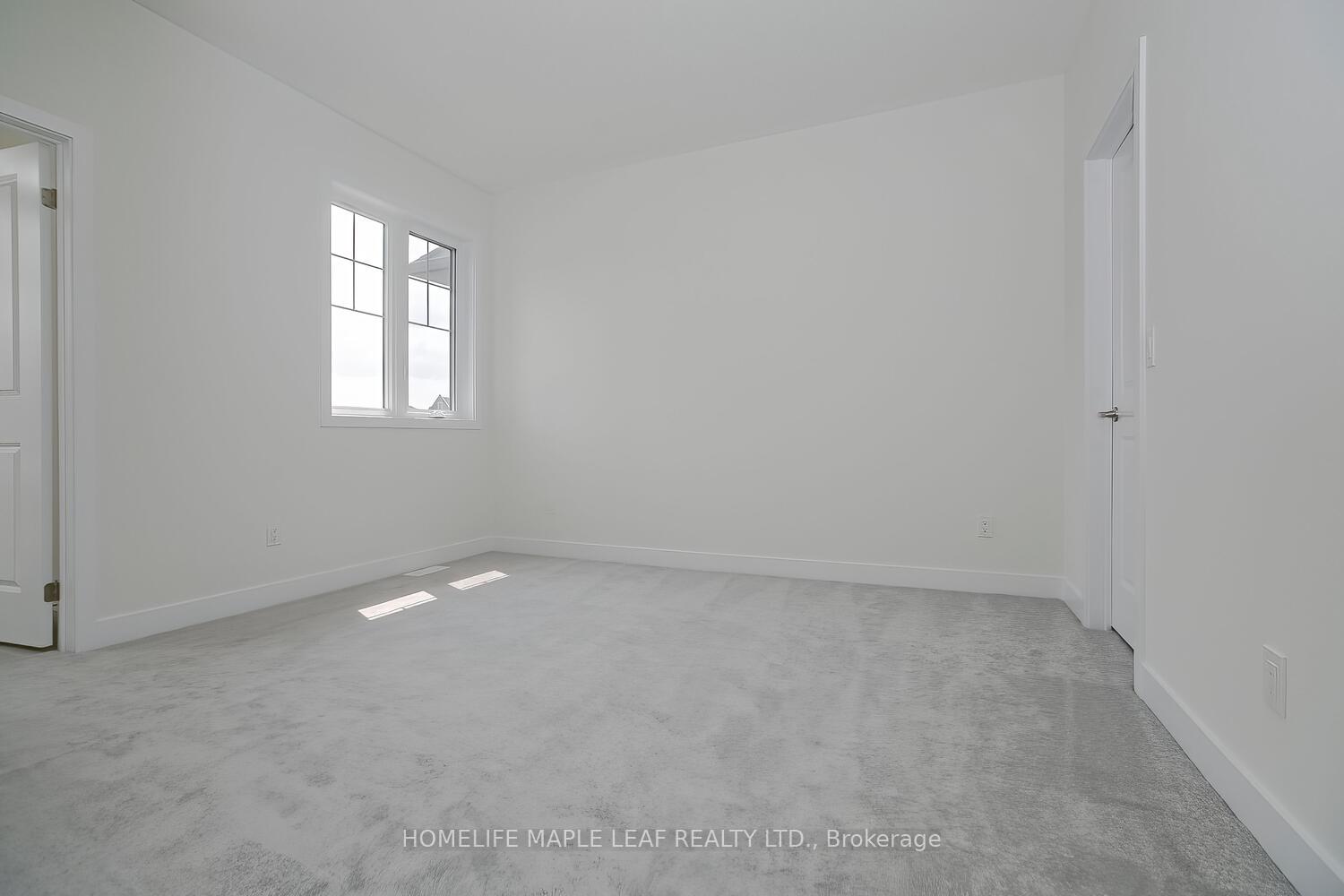 Photo 29 of 1046 Thompson Drive, Oshawa, Kedron — HOMEH
