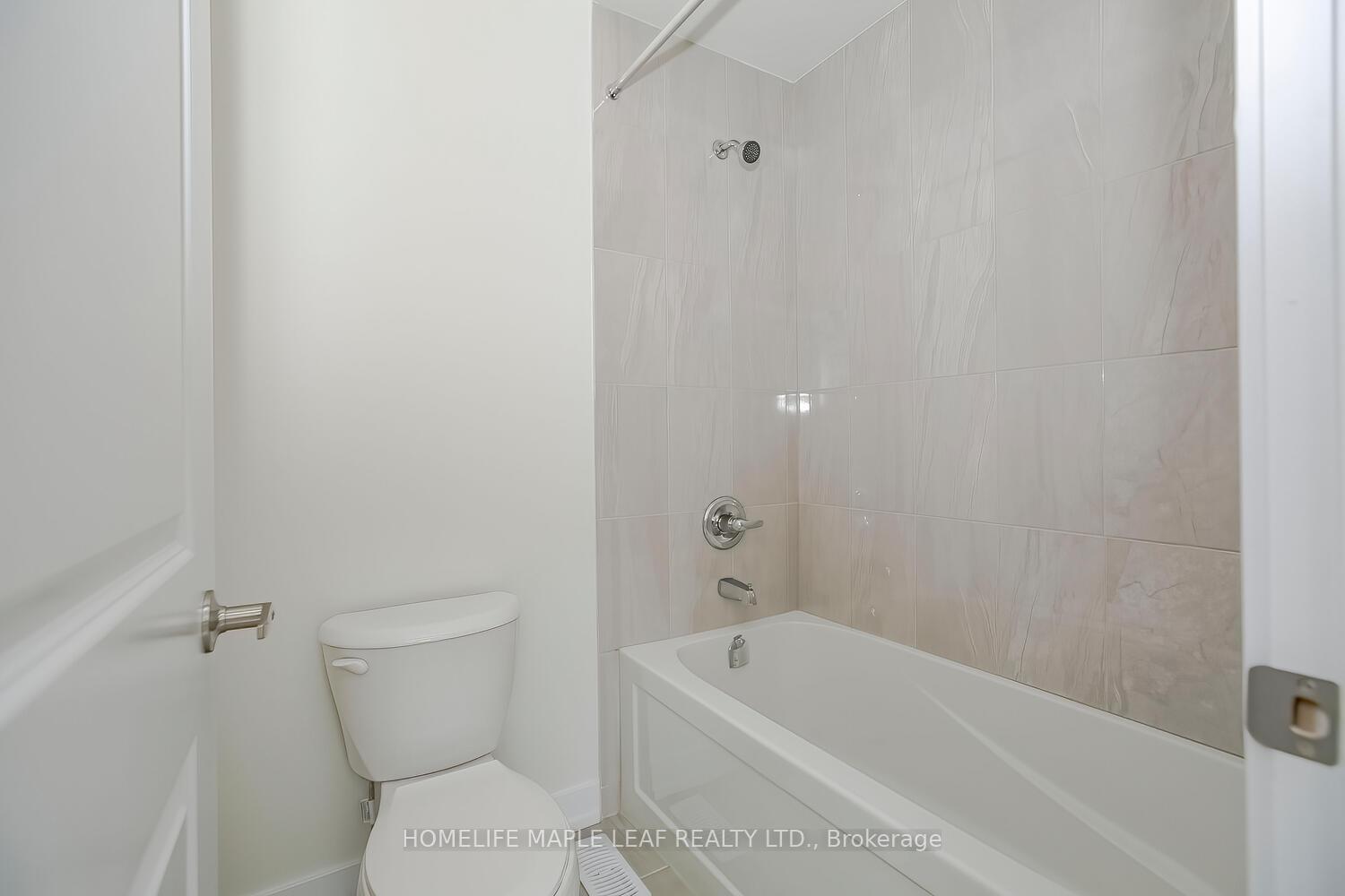 Photo 30 of 1046 Thompson Drive, Oshawa, Kedron — HOMEH