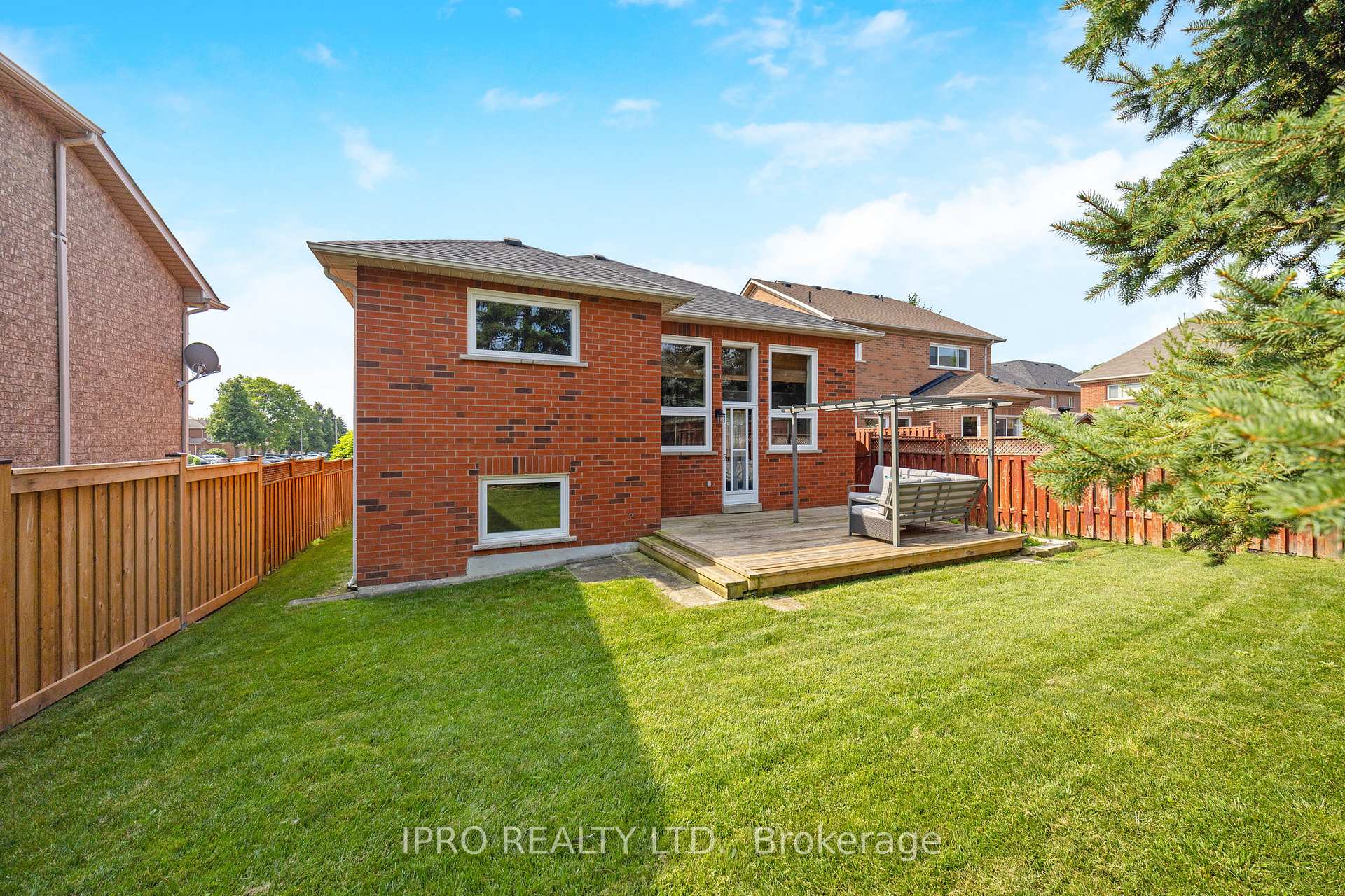 Photo 20 of 45 Flemington Drive, Caledon, Rural Caledon — HOMEH