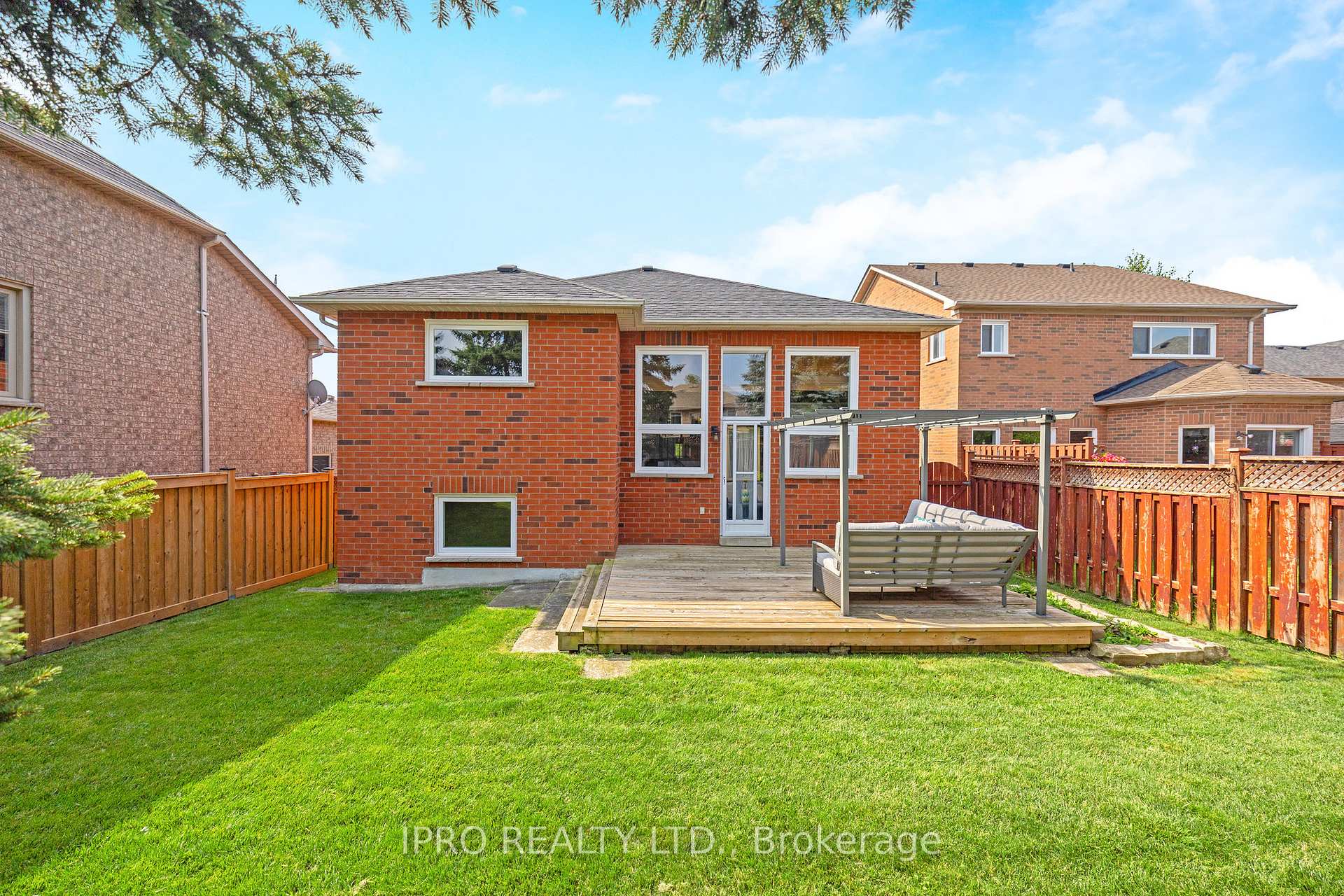 Photo 18 of 45 Flemington Drive, Caledon, Rural Caledon — HOMEH