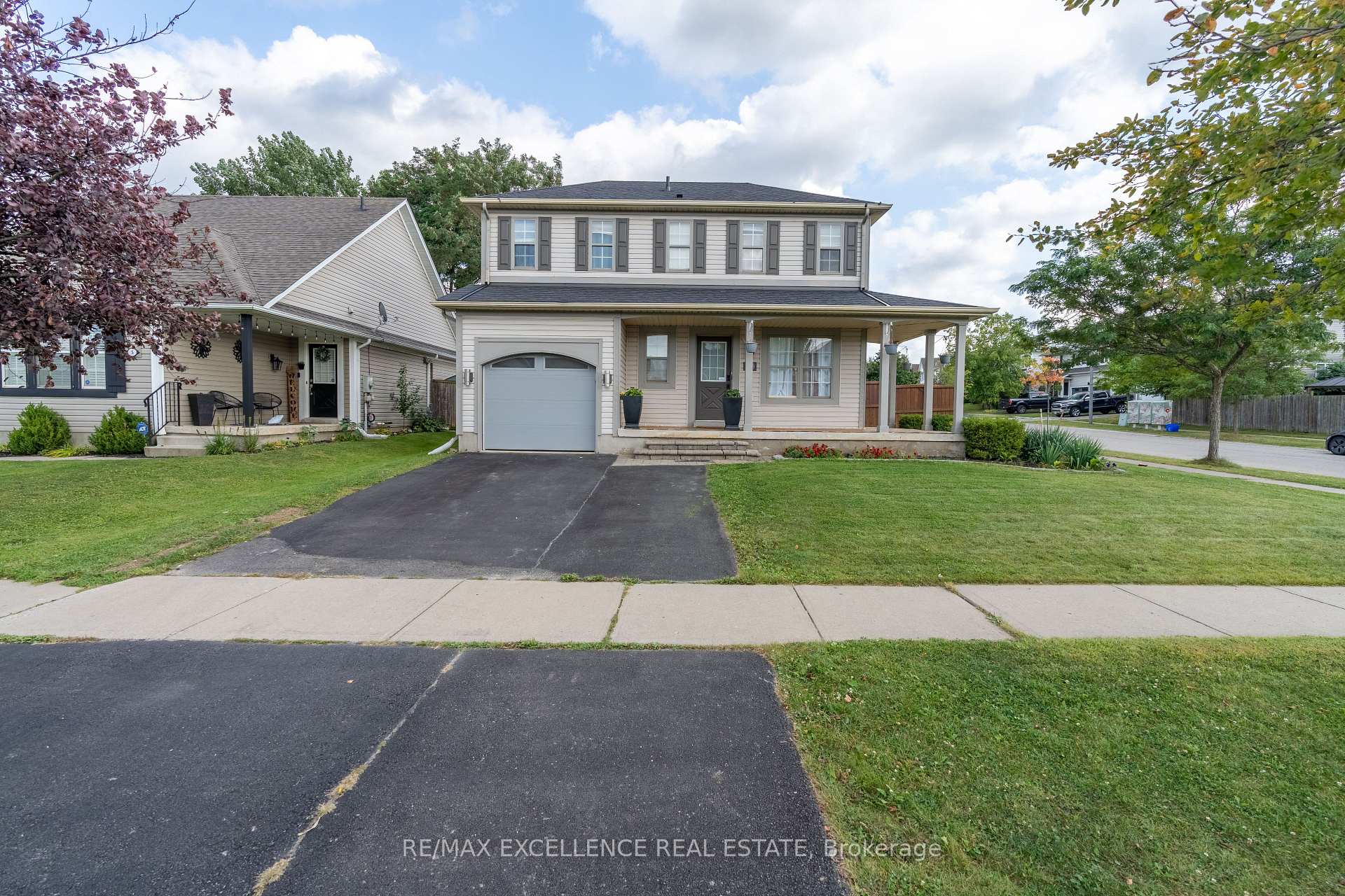 Photo 1 of 7 Gaydon Way, Brant, Brantford Twp — HOMEH