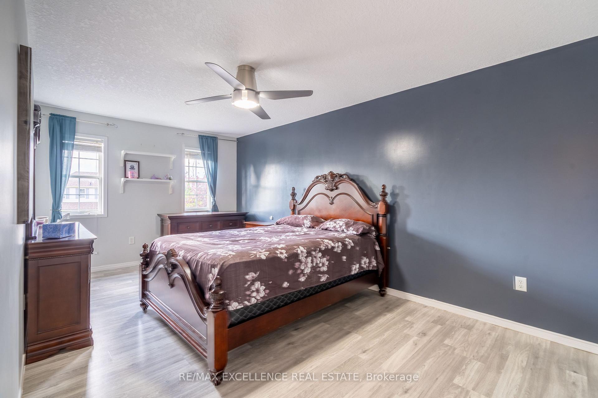 Photo 12 of 7 Gaydon Way, Brant, Brantford Twp — HOMEH