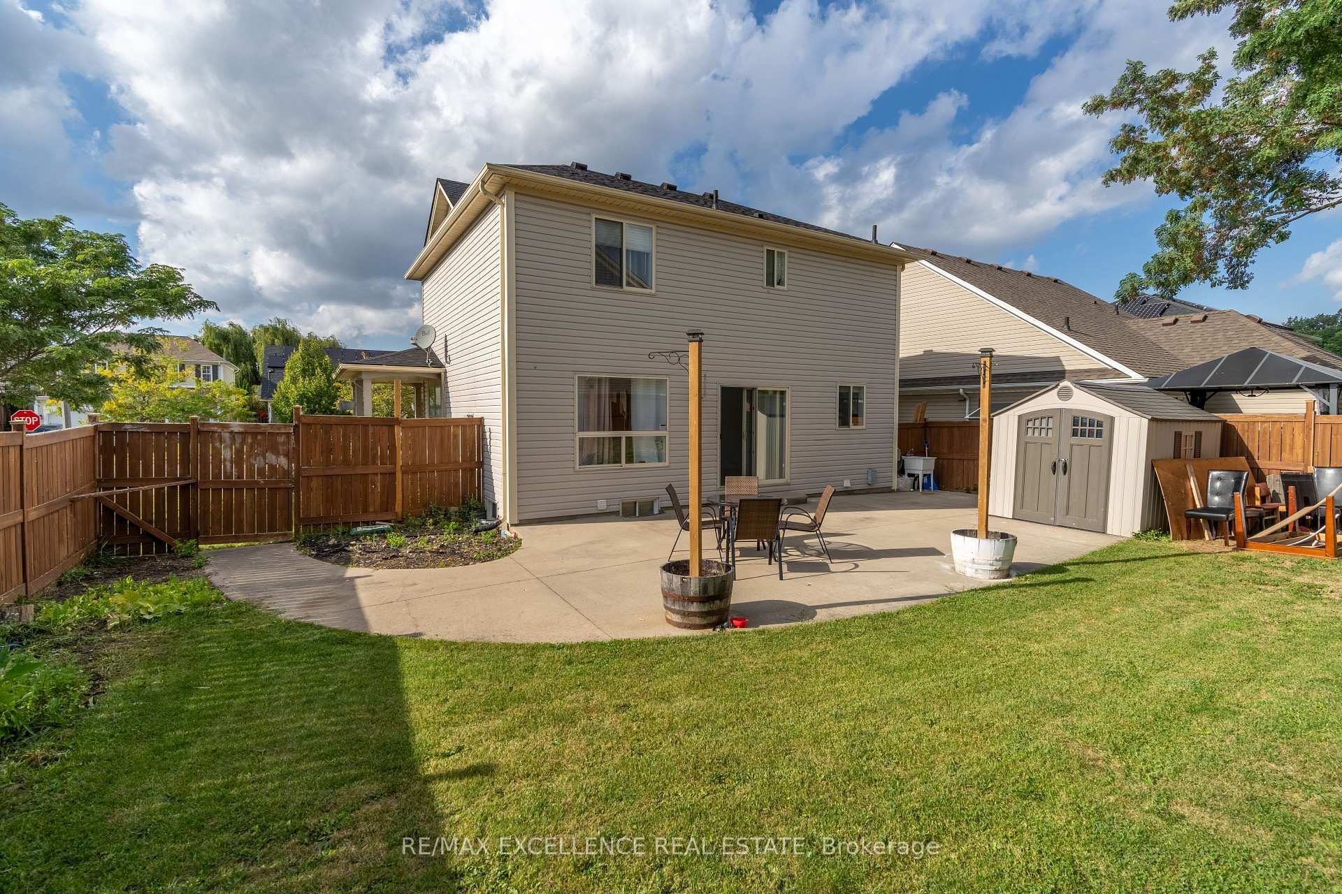 Photo 24 of 7 Gaydon Way, Brant, Brantford Twp — HOMEH