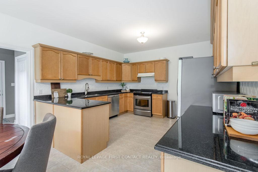 Photo 8 of 31 Vanderpost Crescent, Essa, Thornton — HOMEH