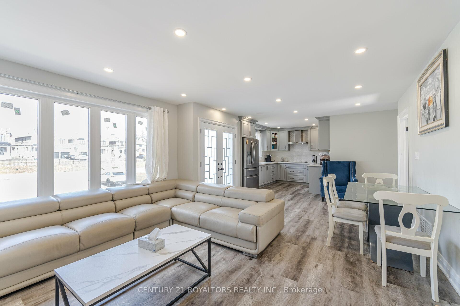 Photo 13 of 8830 Heritage Road, Brampton, Bram West — HOMEH