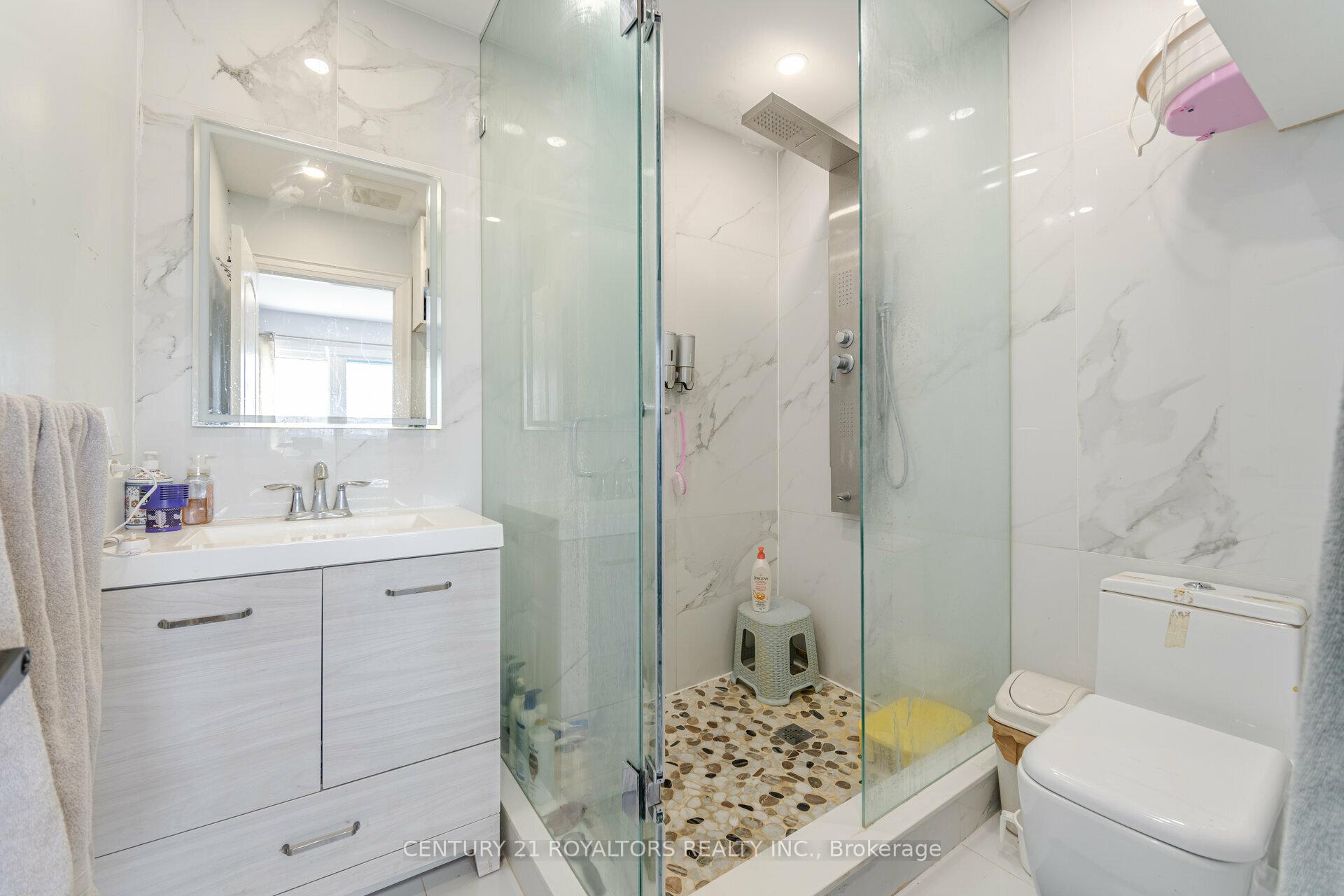 Photo 16 of 8830 Heritage Road, Brampton, Bram West — HOMEH