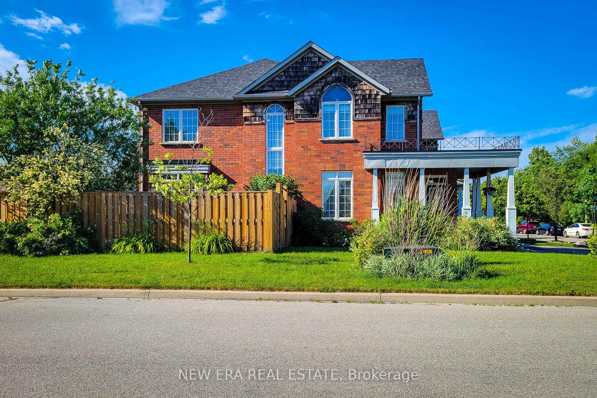 Photo 4 of 3 Hartland Road, Hamilton, Stoney Creek — HOMEH