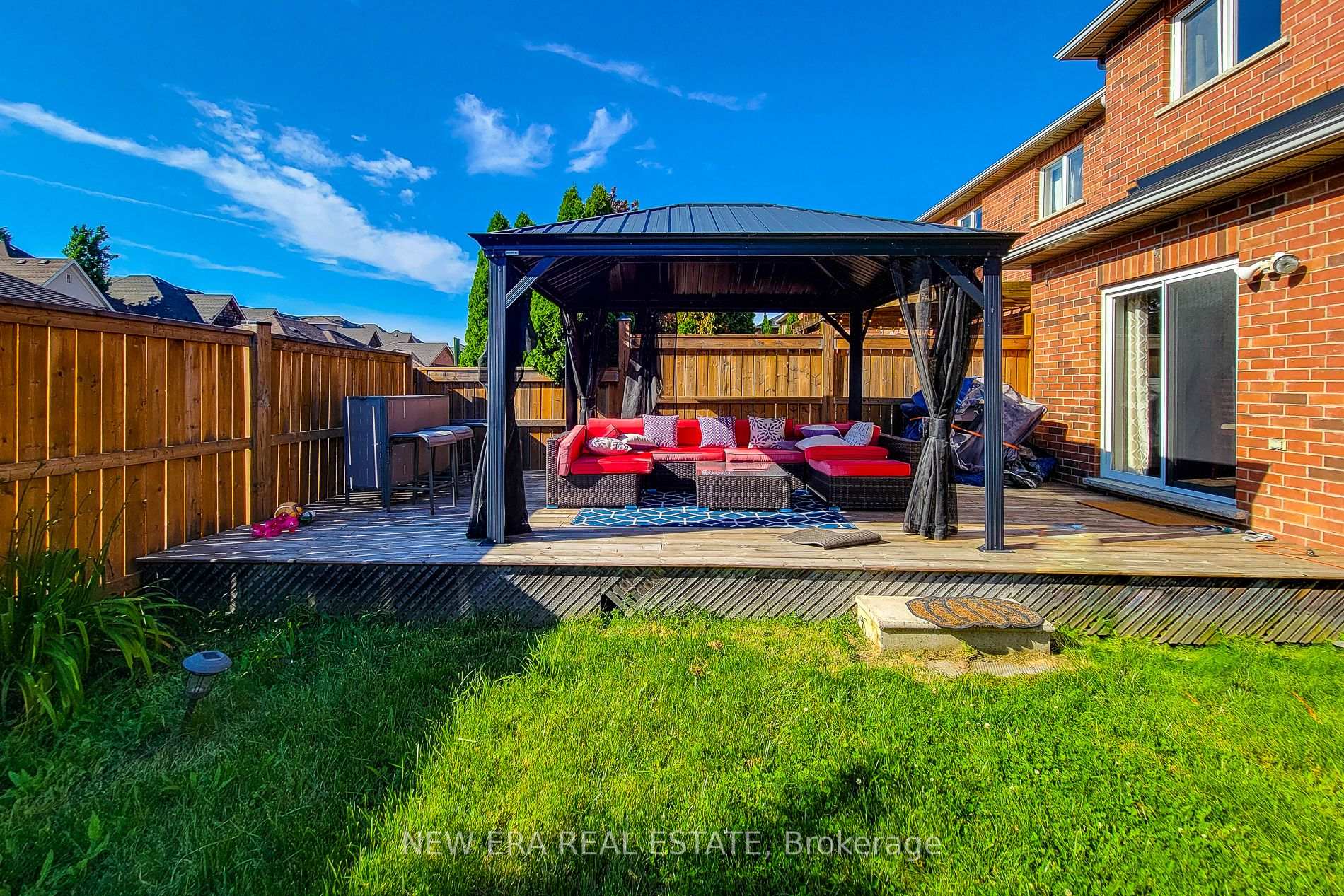 Photo 11 of 3 Hartland Road, Hamilton, Stoney Creek — HOMEH