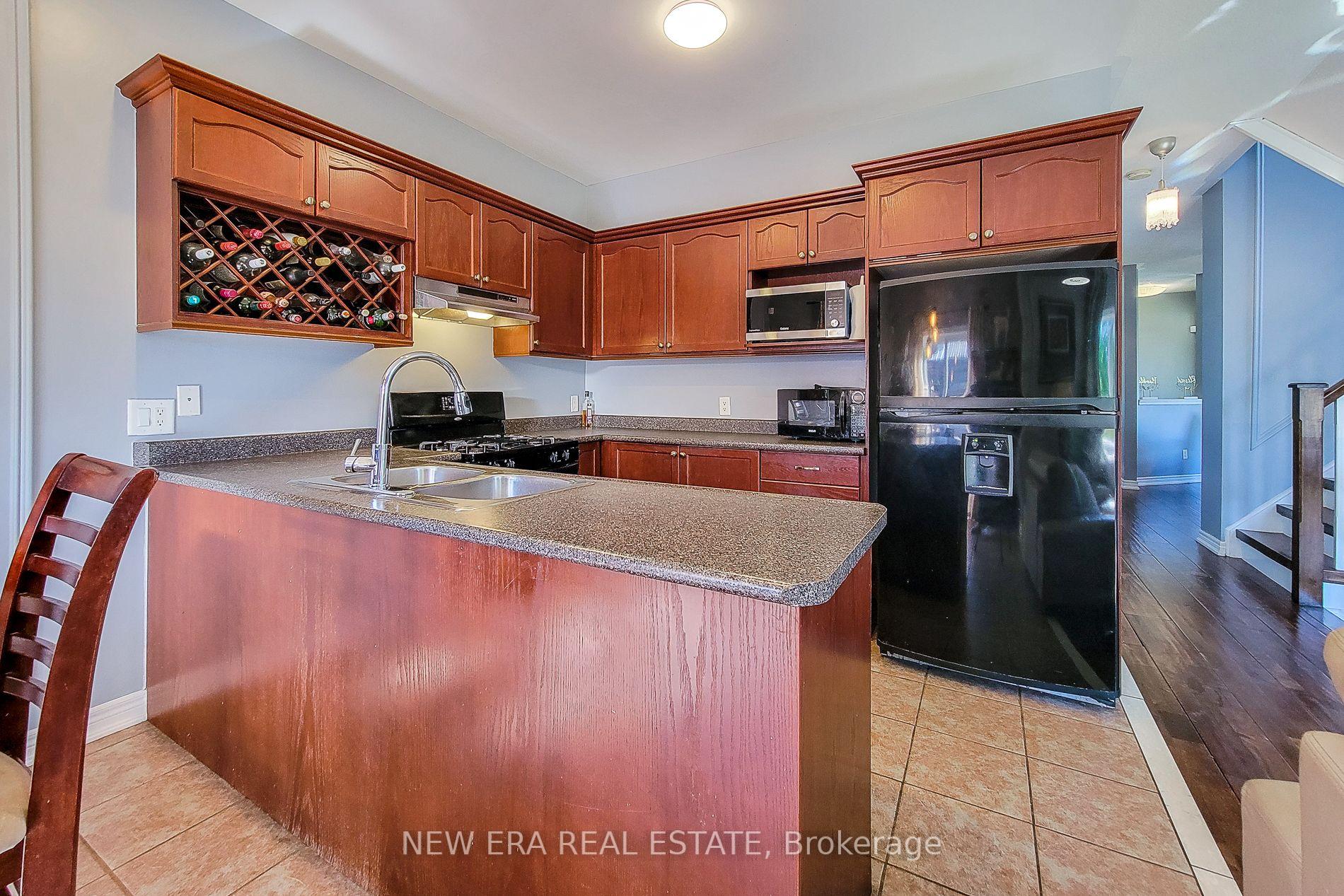 Photo 18 of 3 Hartland Road, Hamilton, Stoney Creek — HOMEH