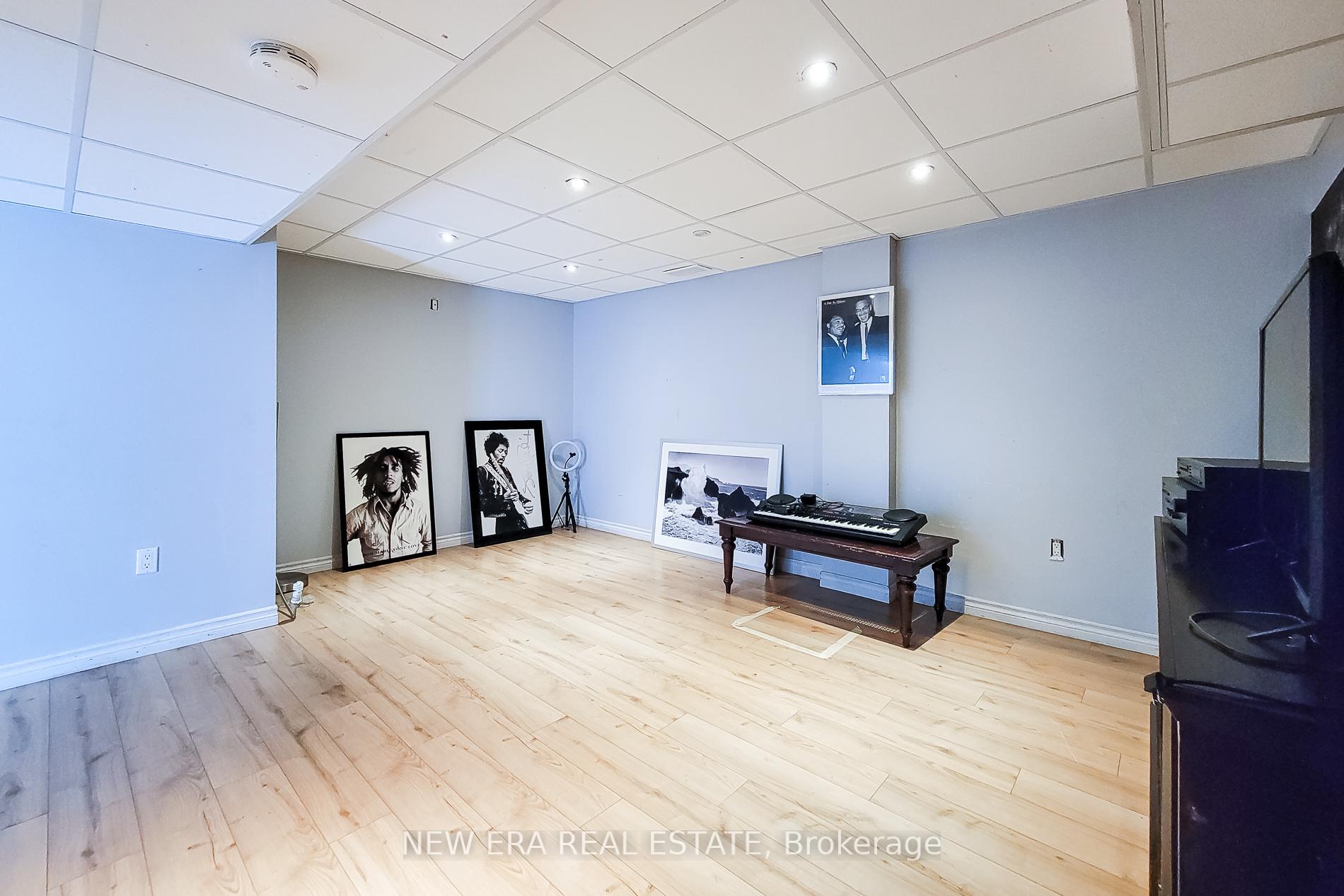 Photo 35 of 3 Hartland Road, Hamilton, Stoney Creek — HOMEH