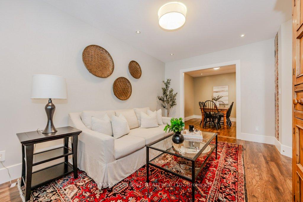 Photo 10 of 123 Belmont Avenue, Waterloo — HOMEH
