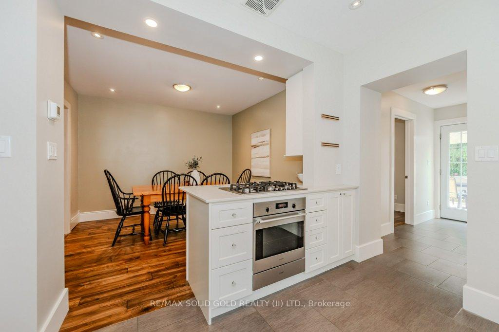 Photo 16 of 123 Belmont Avenue, Waterloo — HOMEH