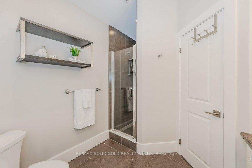Photo 25 of 123 Belmont Avenue, Waterloo — HOMEH