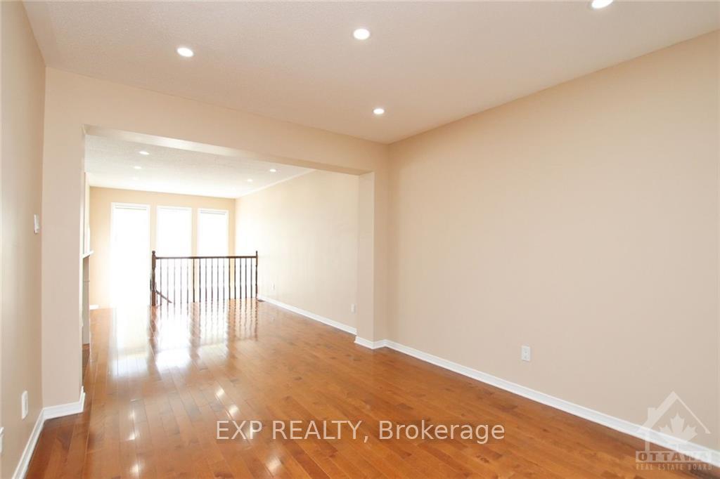 Photo 4 of 455 Claridge Drive, Ottawa, Barrhaven - Longfields — HOMEH