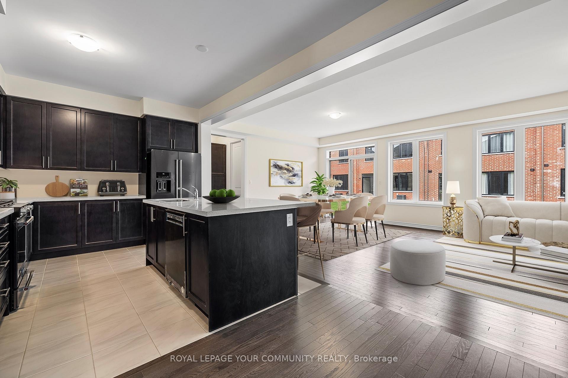 Photo 10 of 96 Weslock Crescent, Aurora, Bayview Northeast — HOMEH