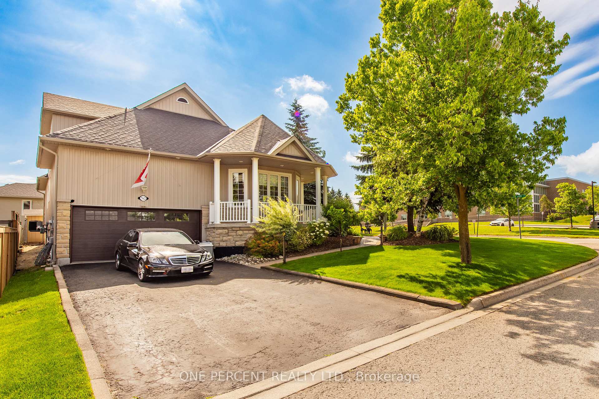 Photo 1 of 762 Greenwood Crescent, Shelburne — HOMEH