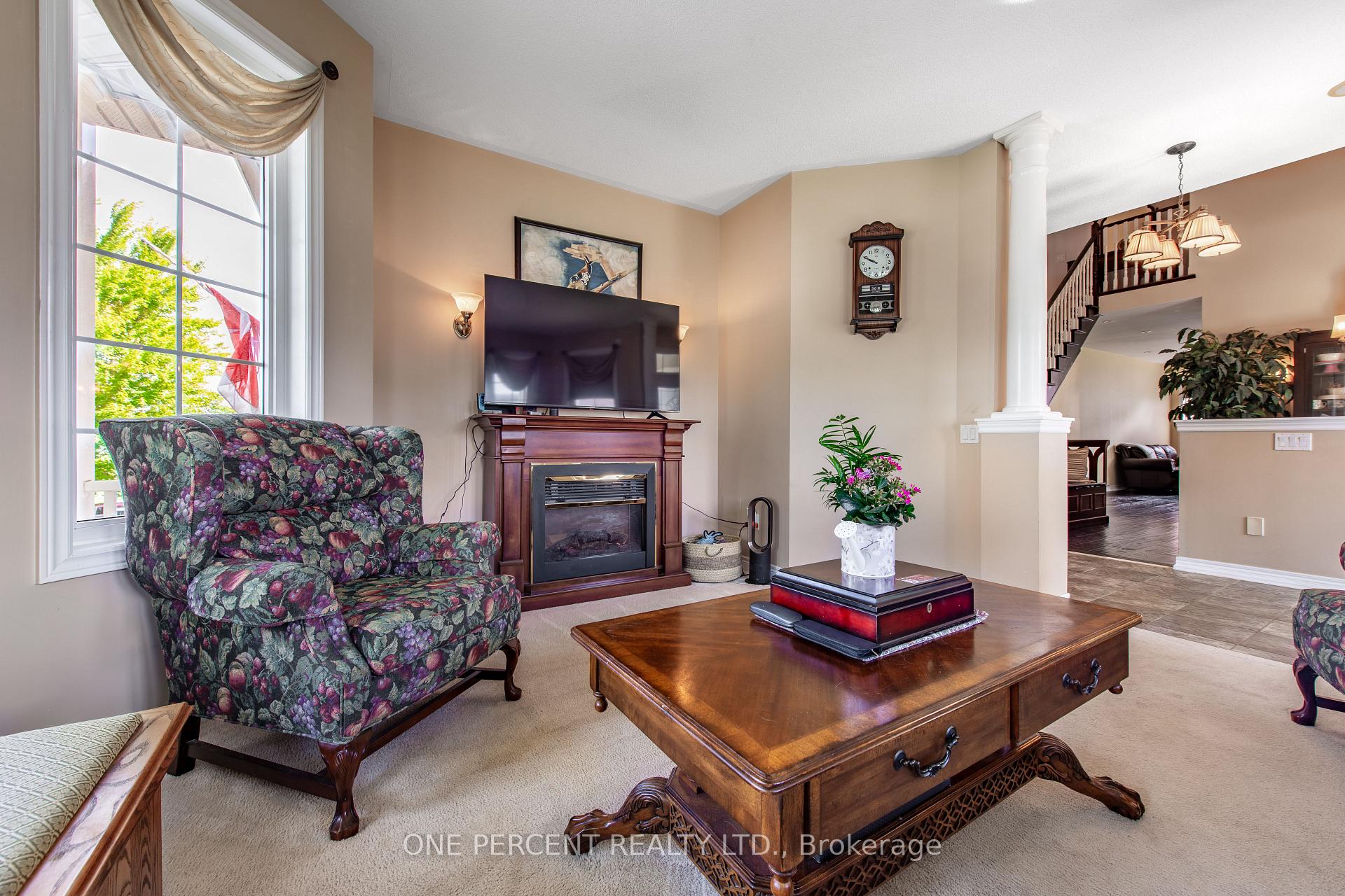 Photo 7 of 762 Greenwood Crescent, Shelburne — HOMEH