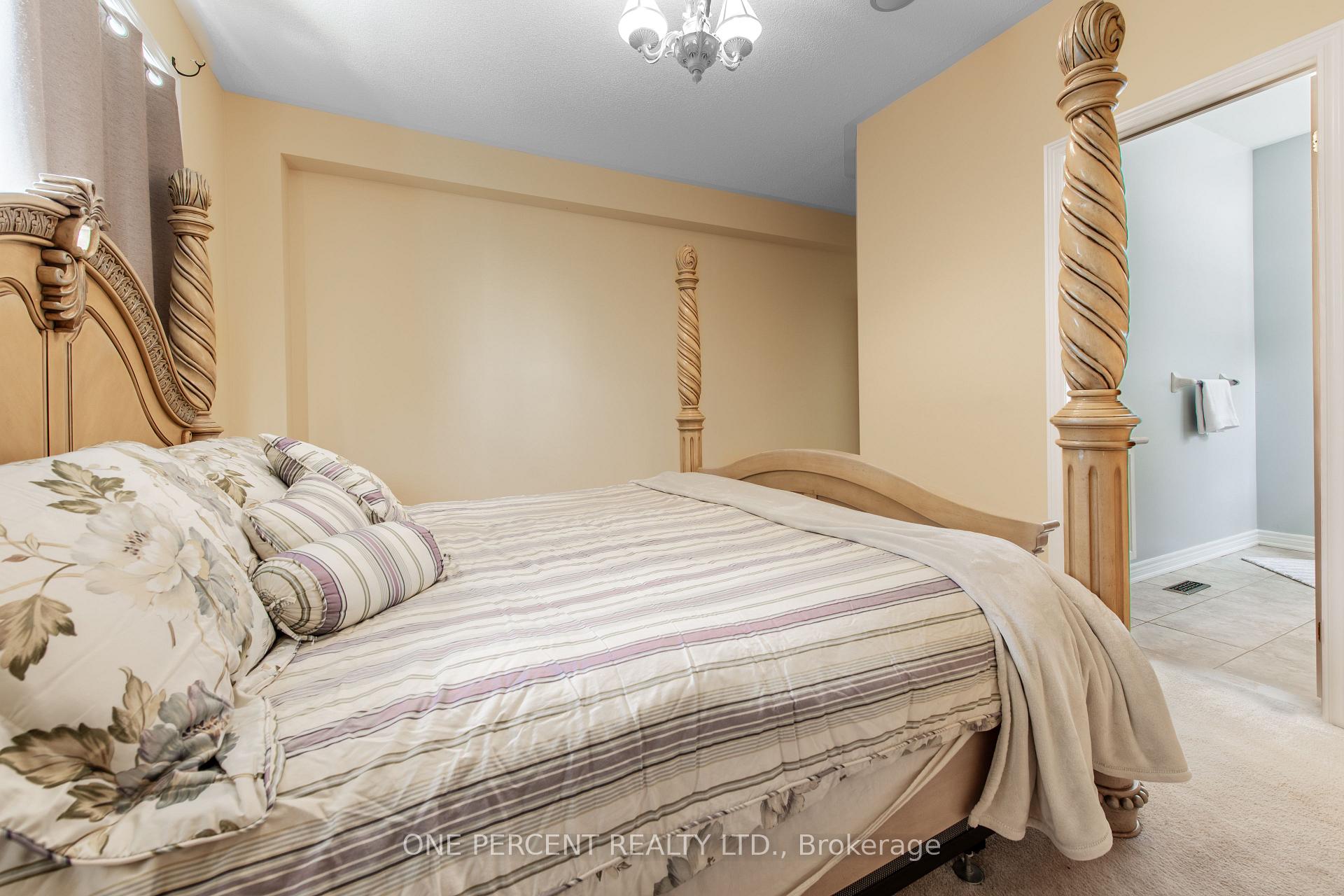 Photo 21 of 762 Greenwood Crescent, Shelburne — HOMEH