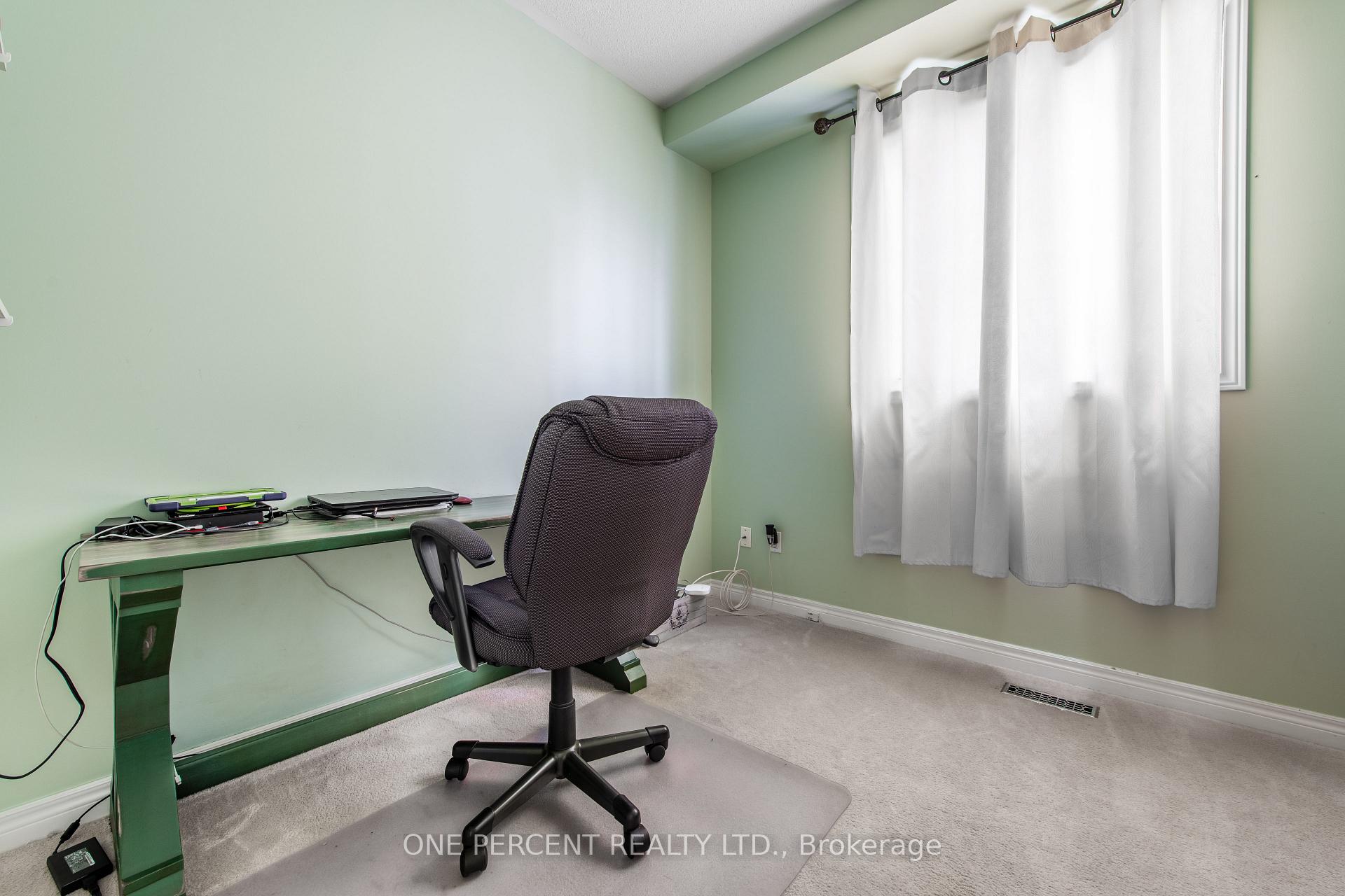Photo 23 of 762 Greenwood Crescent, Shelburne — HOMEH