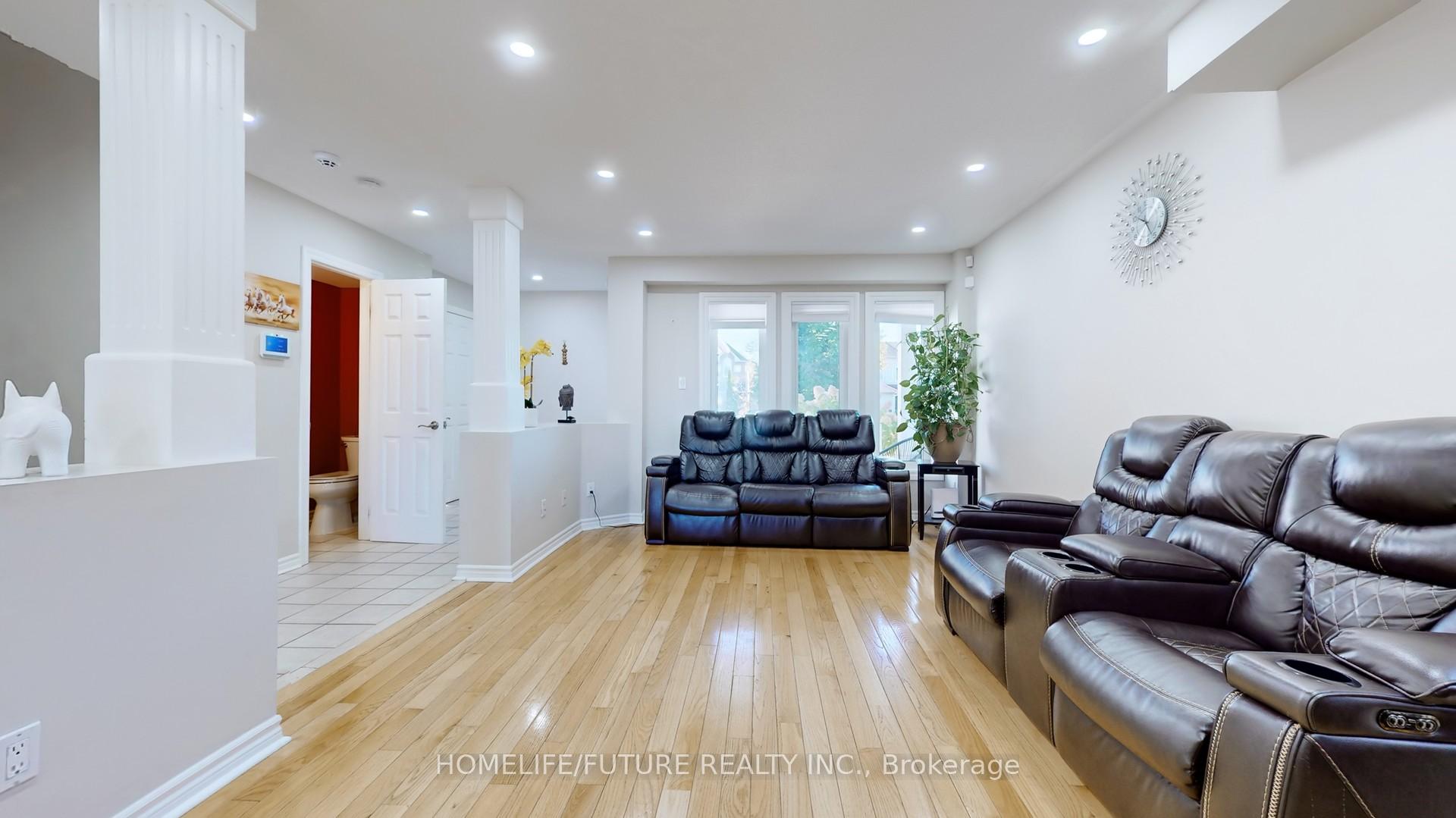 Photo 9 of 75 Shady Lane Crescent, Clarington, Bowmanville — HOMEH