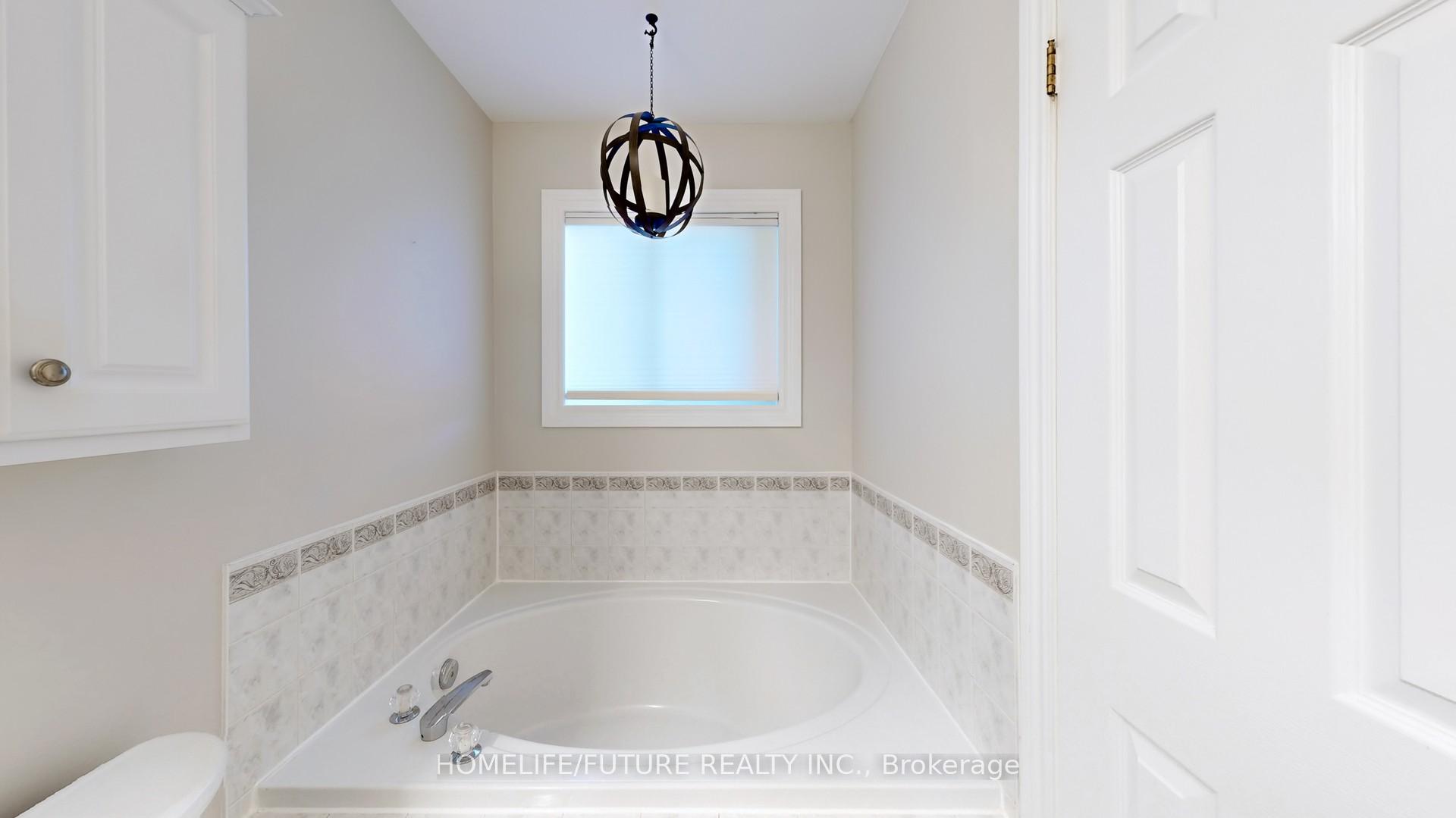 Photo 37 of 75 Shady Lane Crescent, Clarington, Bowmanville — HOMEH