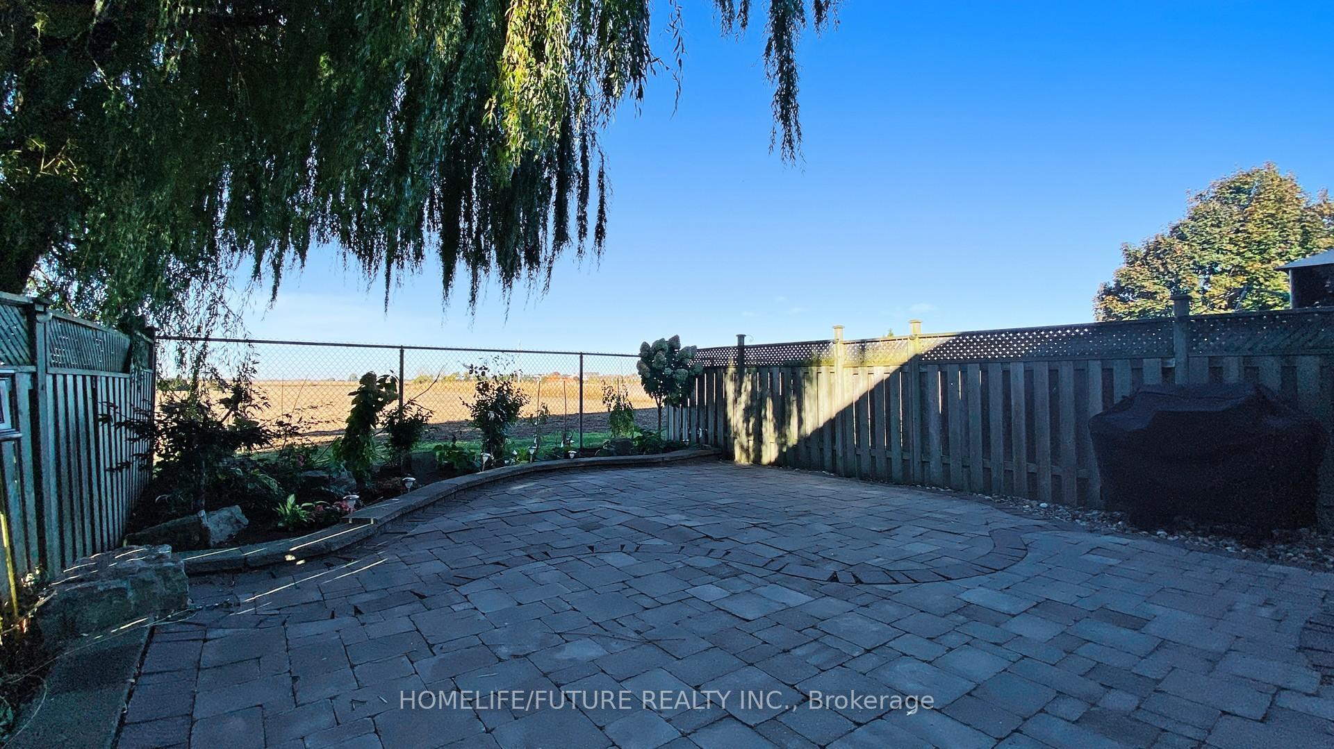 Photo 41 of 75 Shady Lane Crescent, Clarington, Bowmanville — HOMEH