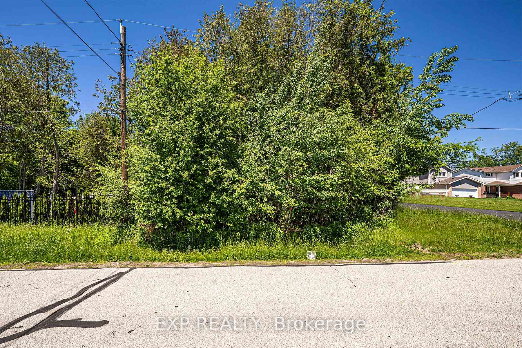 Photo 15 of 72 Sandra Drive, Georgina, Sutton & Jackson's Point — HOMEH