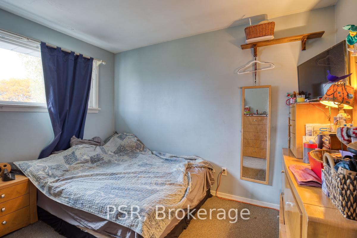 Photo 11 of 514 Krug Street, Kitchener — HOMEH