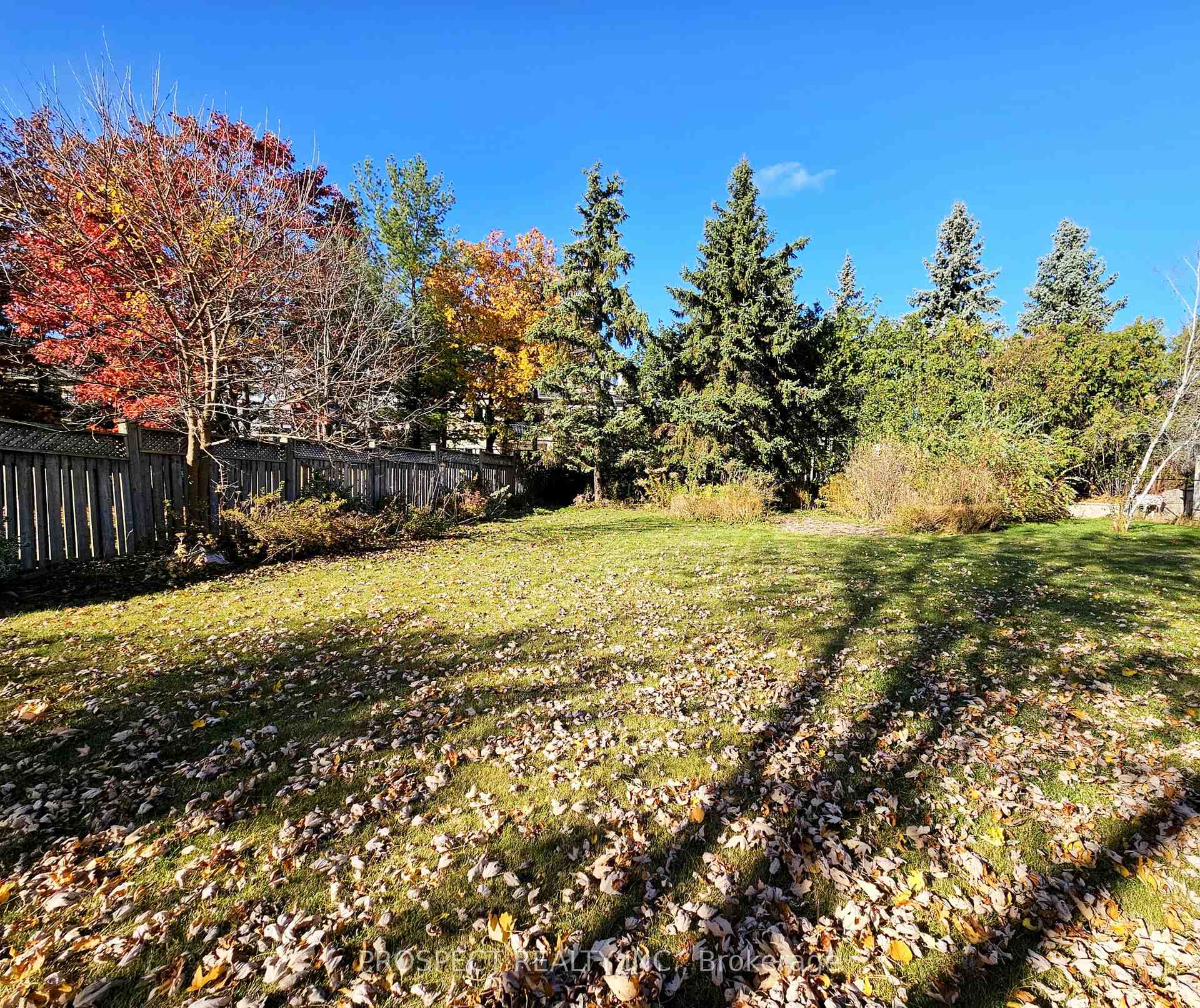 Photo 4 of 34 Thomson Creek Boulevard, Vaughan, Islington Woods — HOMEH