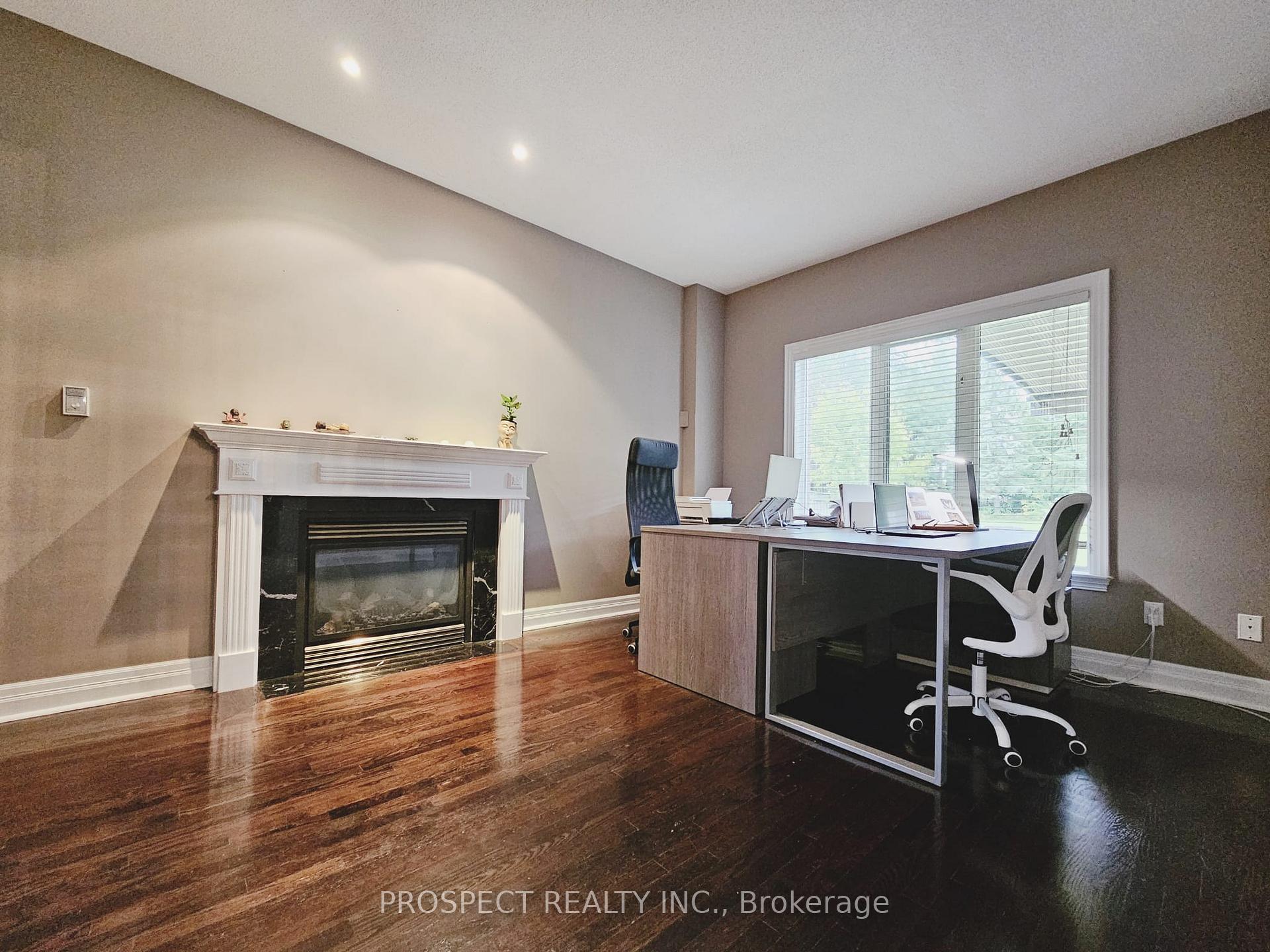 Photo 14 of 34 Thomson Creek Boulevard, Vaughan, Islington Woods — HOMEH