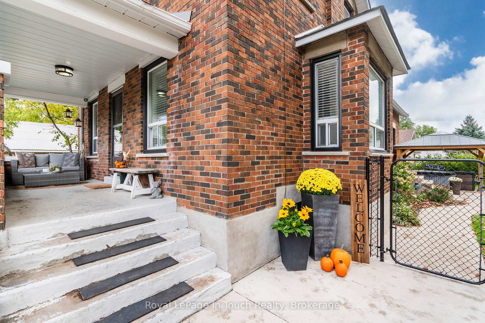 Photo 1 of 235 Jane Street, Clearview, Stayner — HOMEH