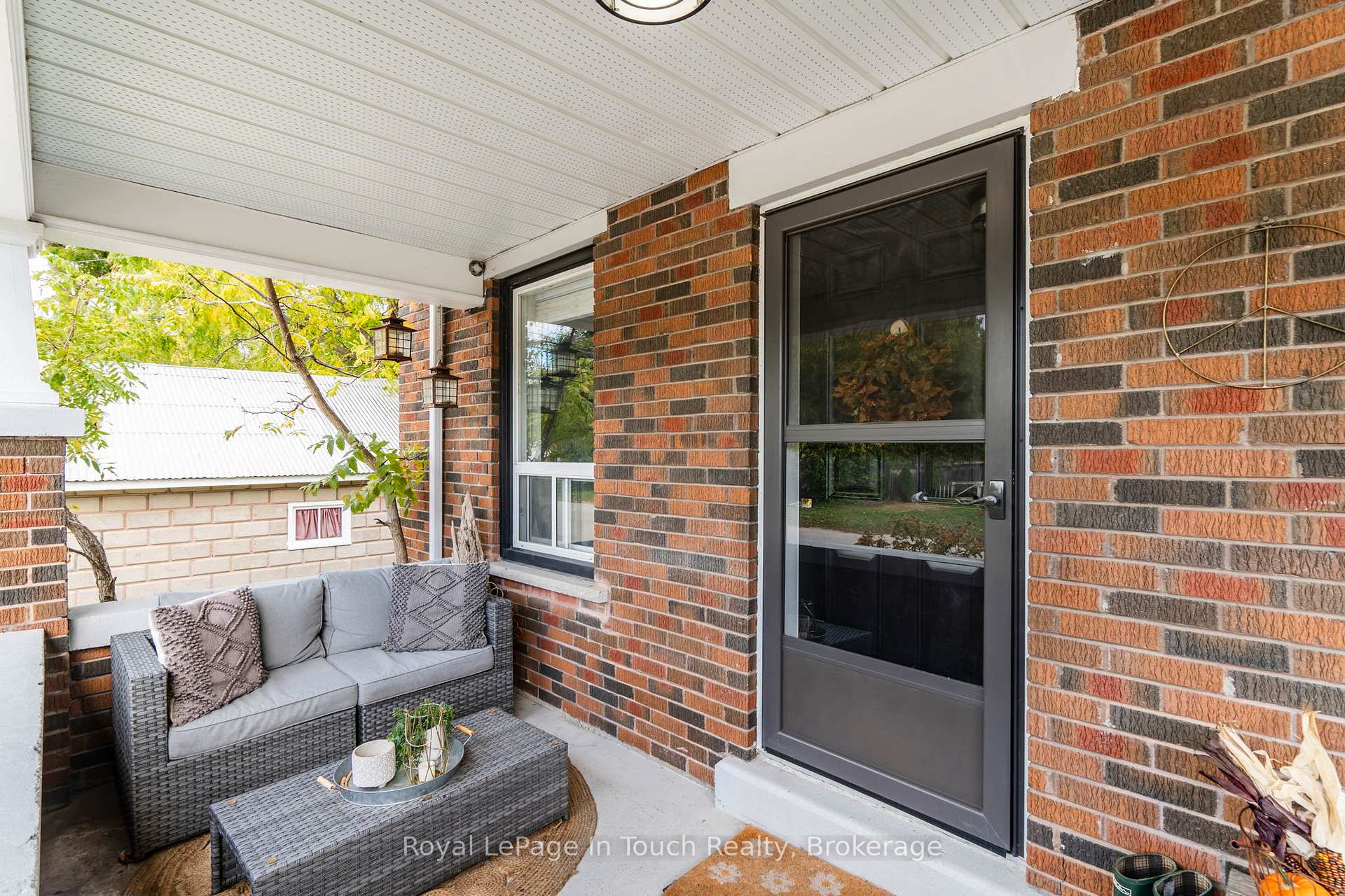 Photo 3 of 235 Jane Street, Clearview, Stayner — HOMEH