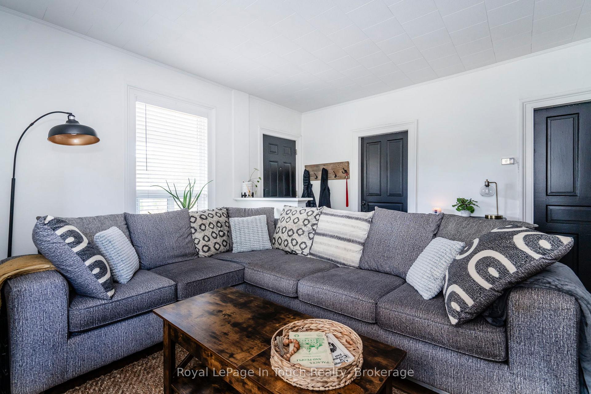 Photo 7 of 235 Jane Street, Clearview, Stayner — HOMEH