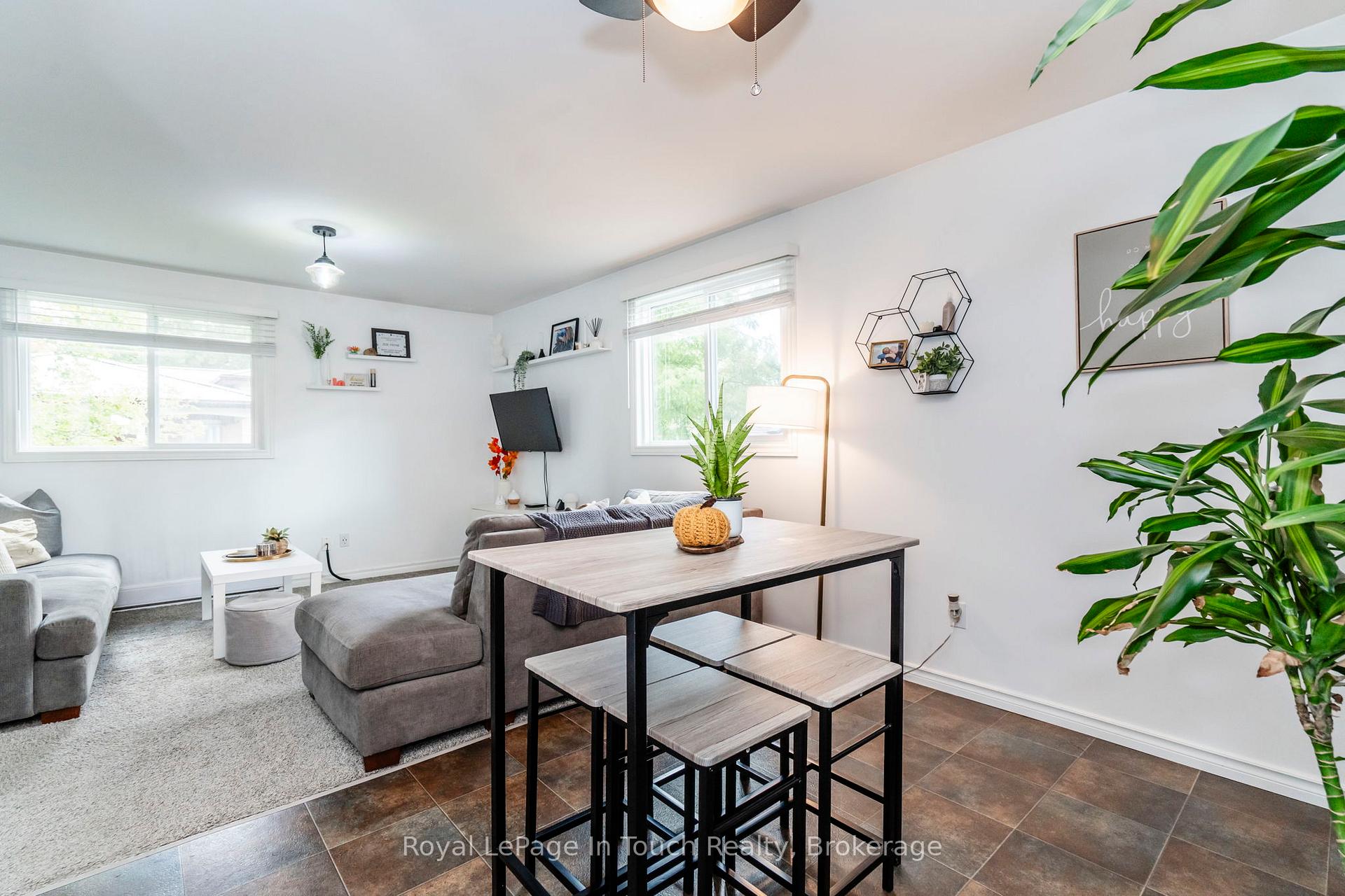 Photo 31 of 235 Jane Street, Clearview, Stayner — HOMEH