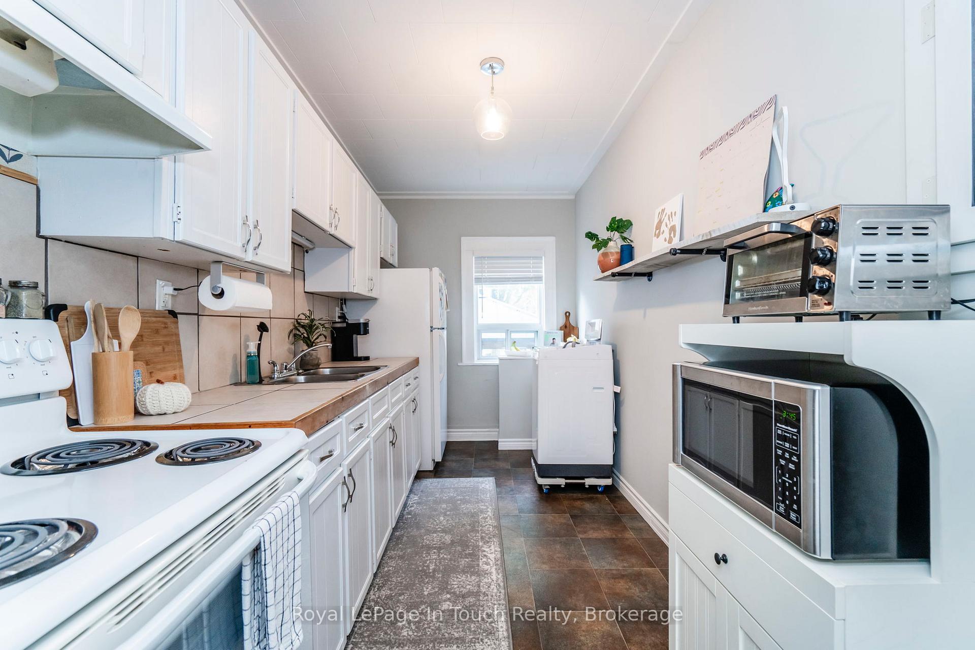 Photo 33 of 235 Jane Street, Clearview, Stayner — HOMEH