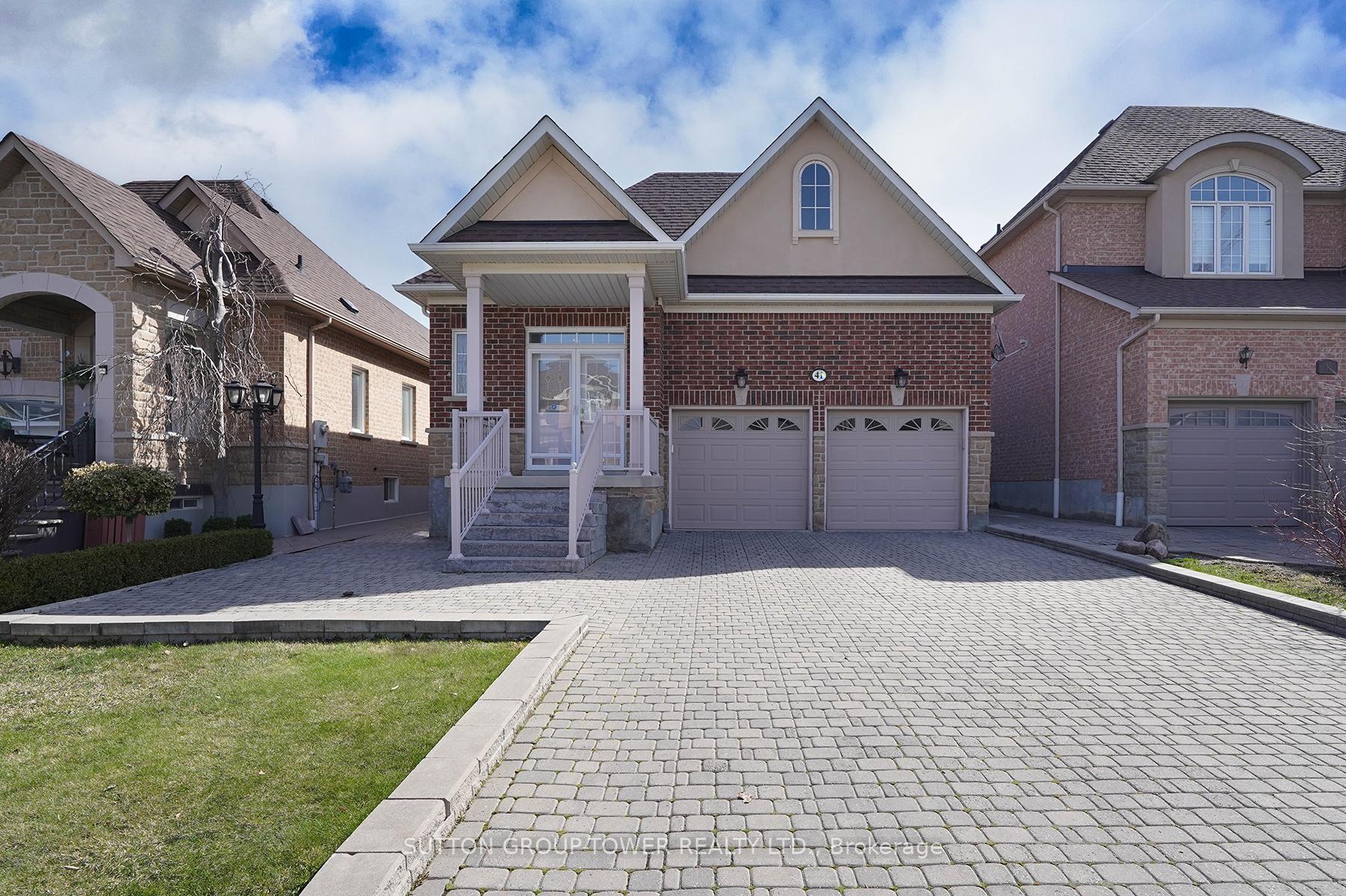 Photo 3 of 41 Vas Road, Vaughan, Vellore Village — HOMEH
