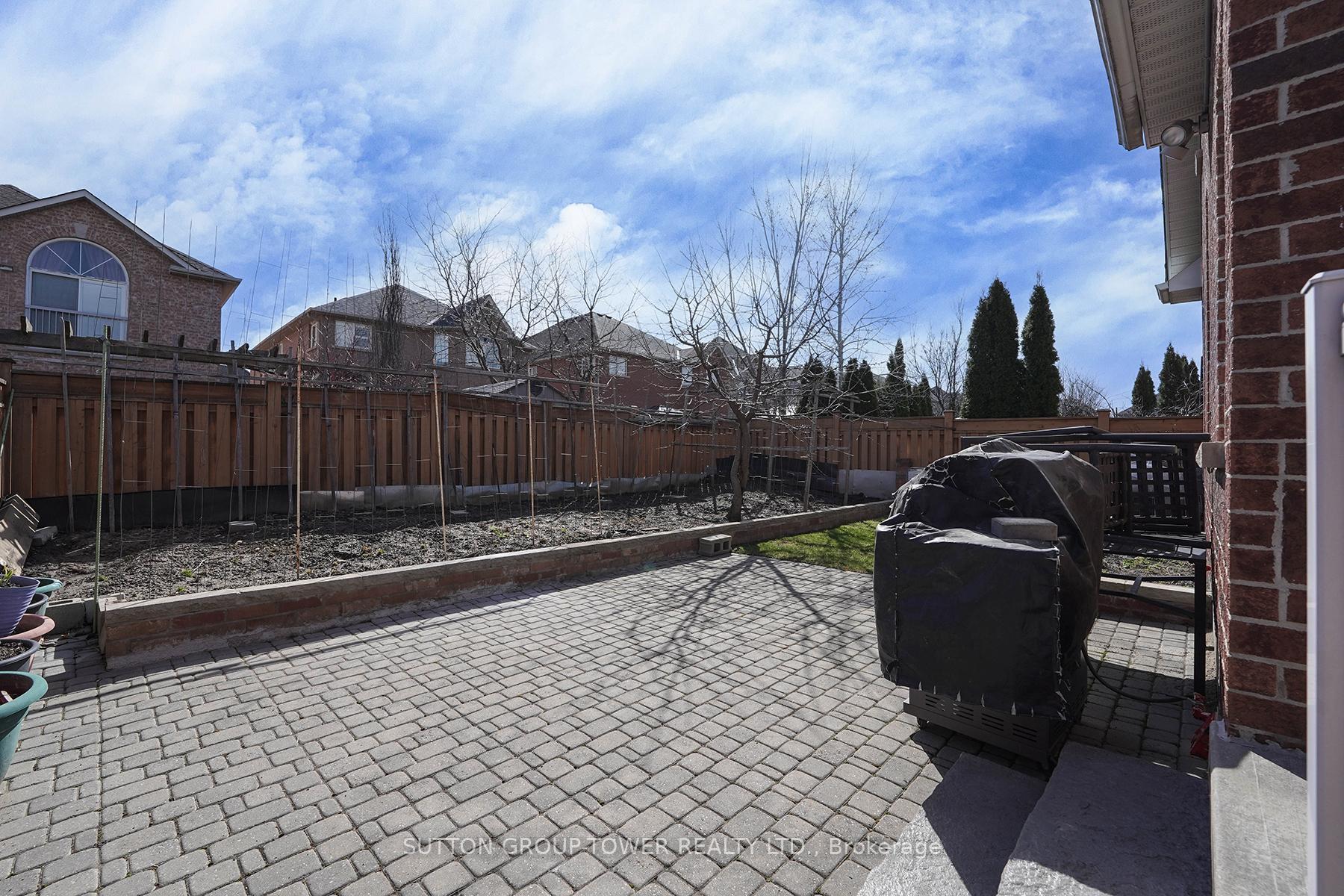 Photo 5 of 41 Vas Road, Vaughan, Vellore Village — HOMEH