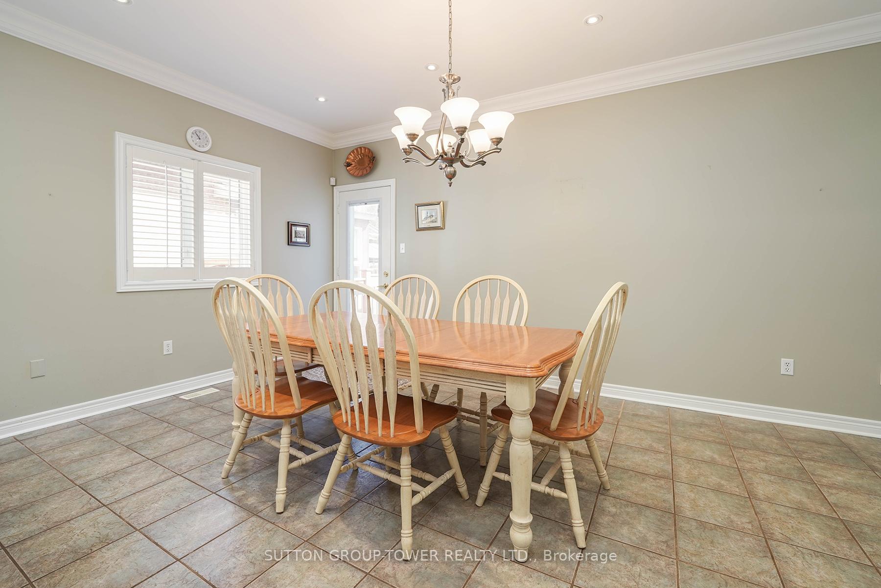 Photo 21 of 41 Vas Road, Vaughan, Vellore Village — HOMEH