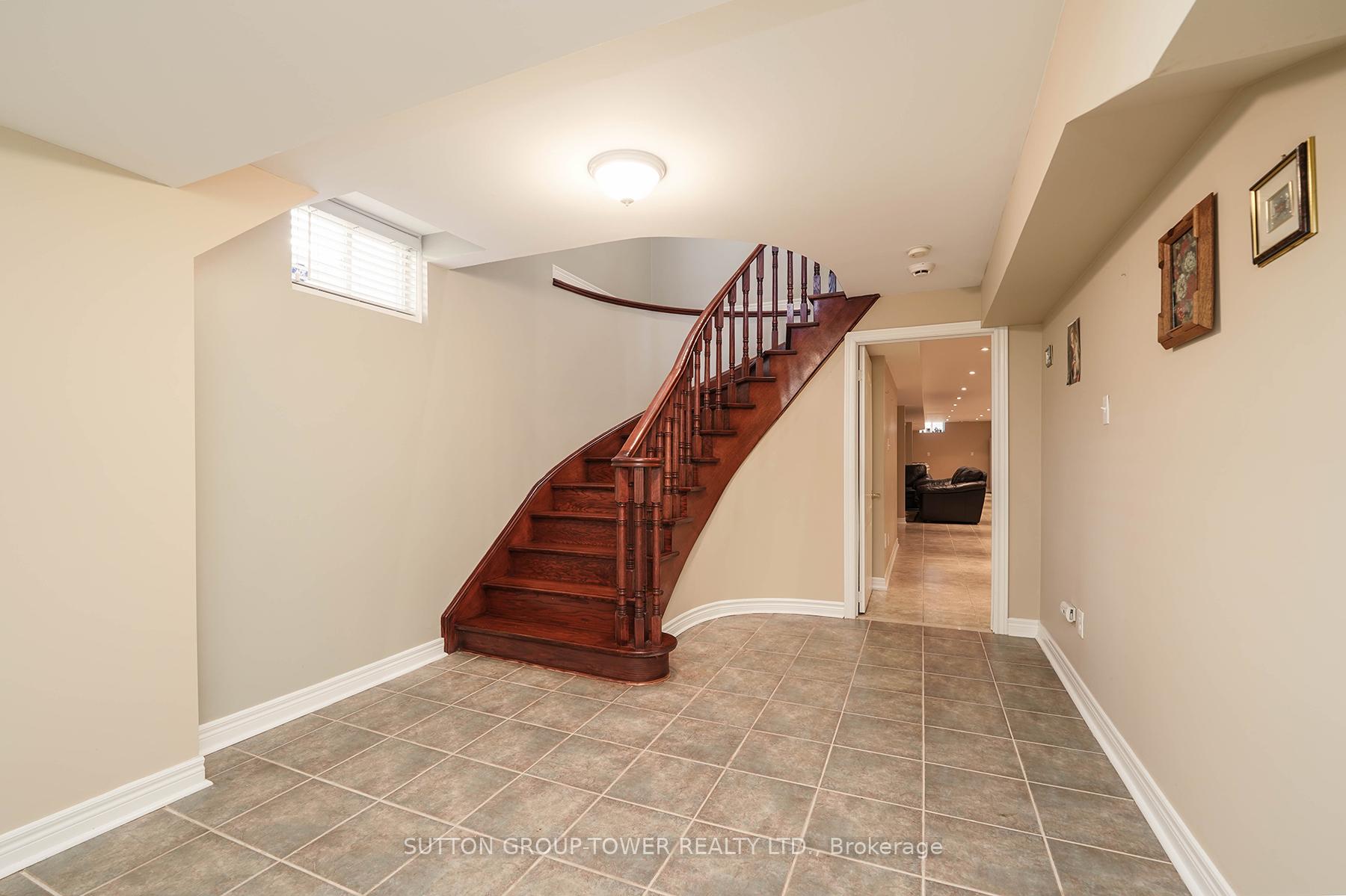 Photo 32 of 41 Vas Road, Vaughan, Vellore Village — HOMEH