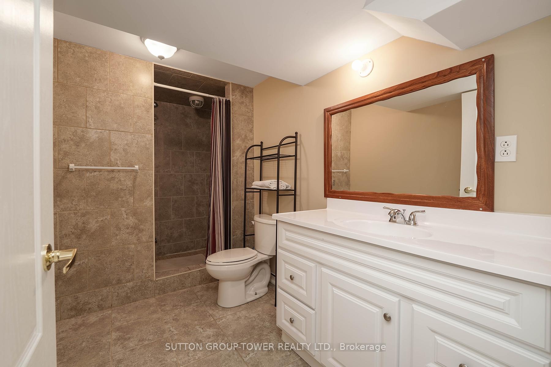 Photo 30 of 41 Vas Road, Vaughan, Vellore Village — HOMEH